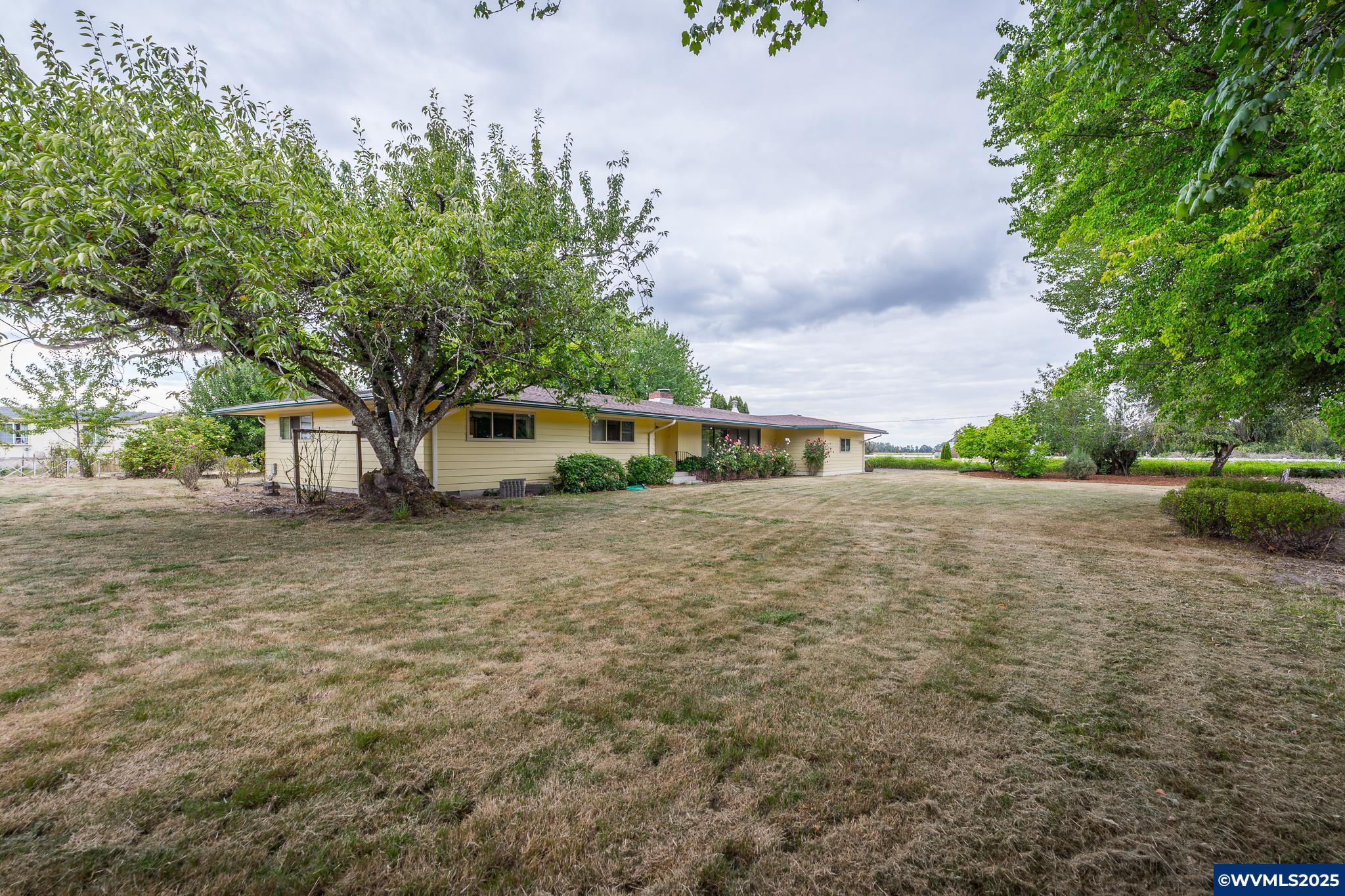 34142 Oakville Rd SW