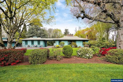 633 NE S Nebergall Lp Albany OR 97321