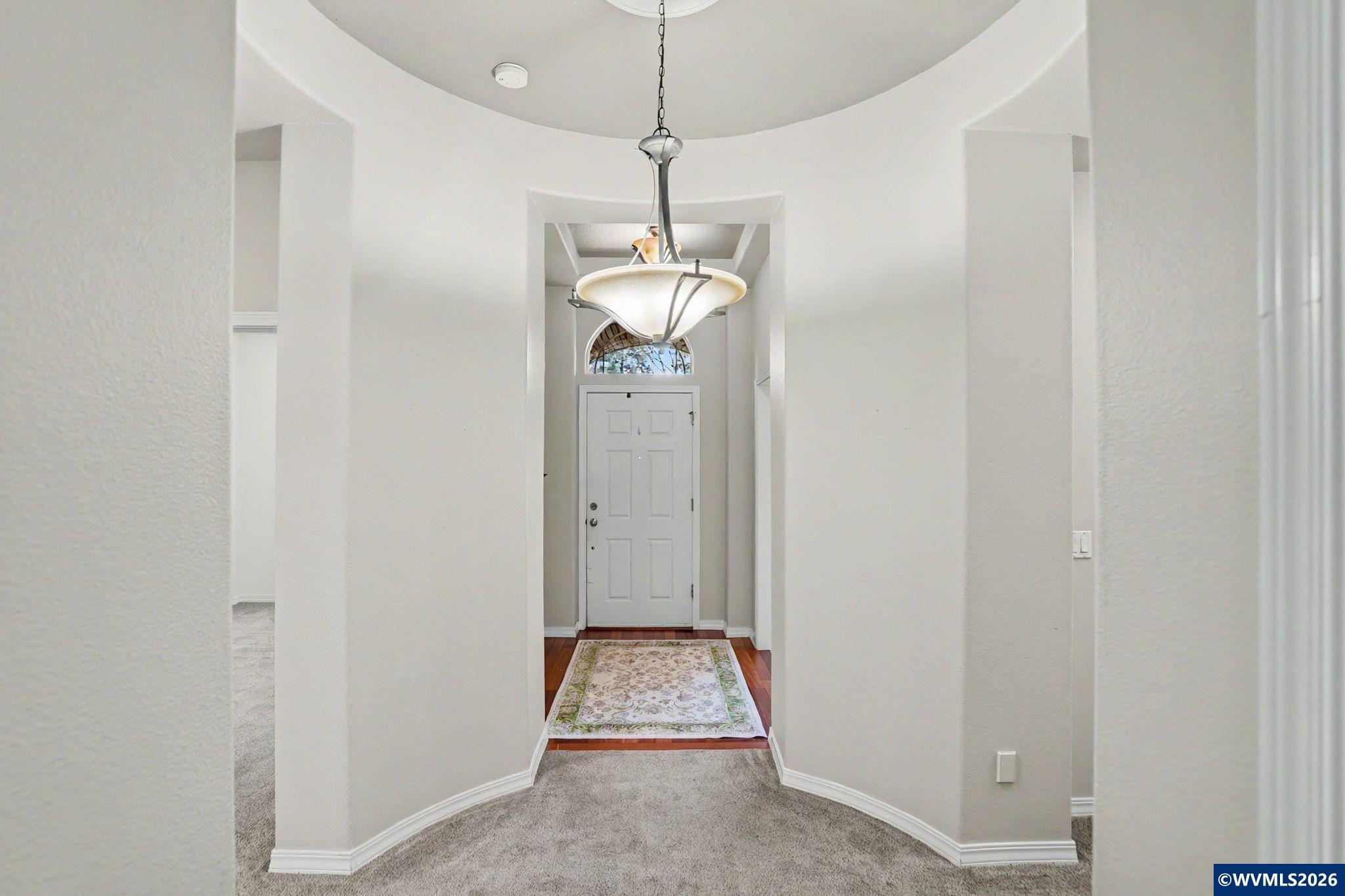 212 N Greenlink Wy