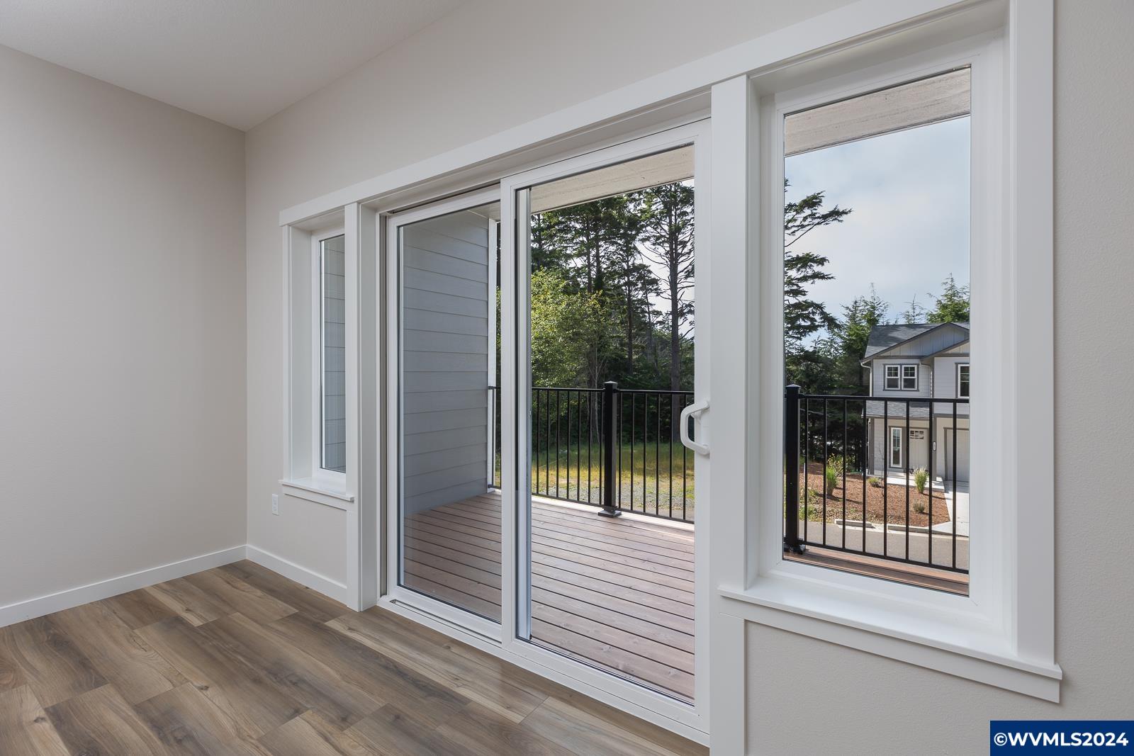 1496 SE Marine Av