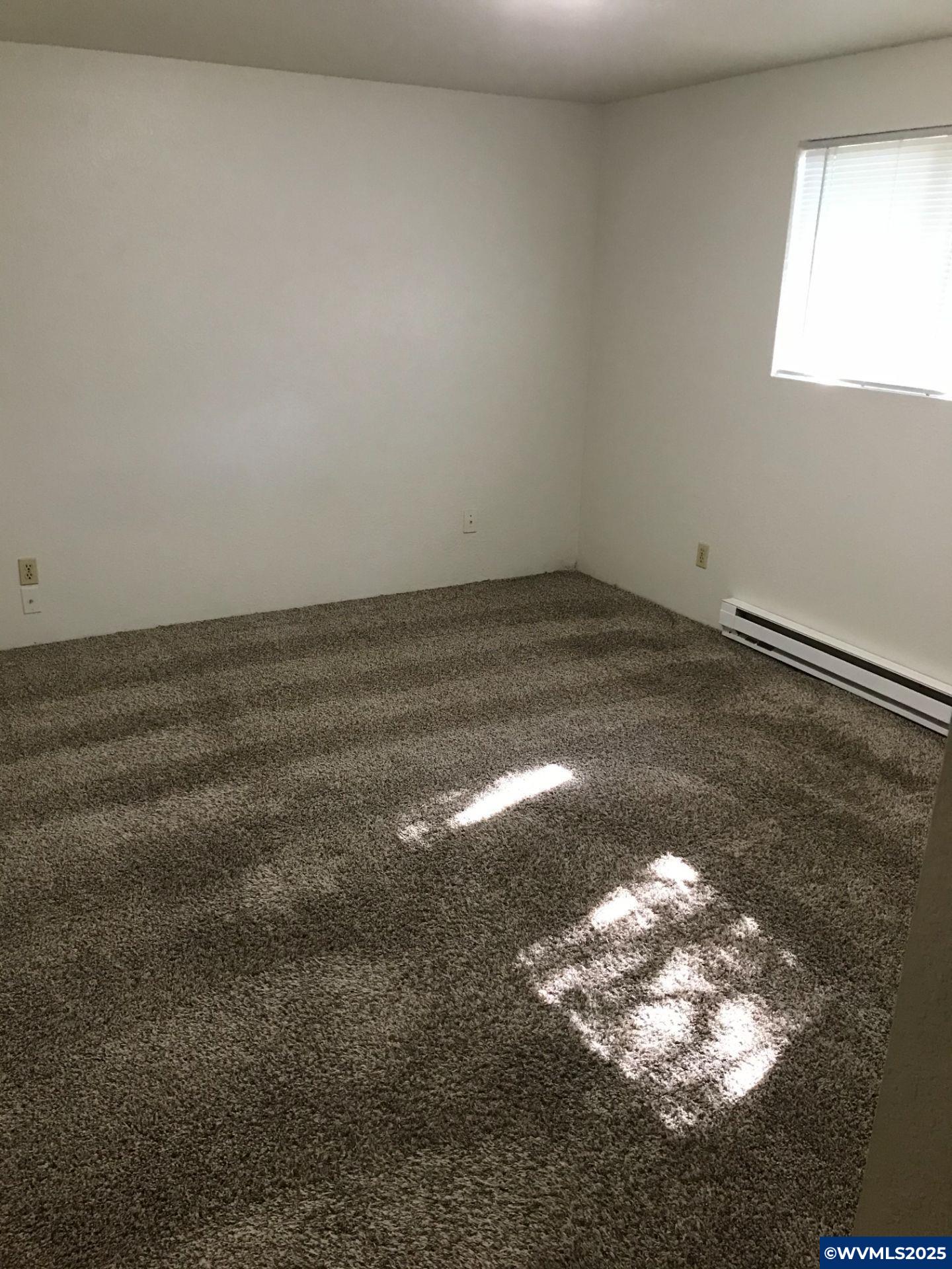 580 Manor (590 Manor Way) Wy