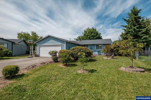 2655 9th St Lebanon OR 97355