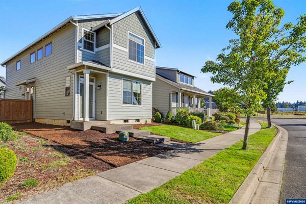 1705 MERGANSER ST, SILVERTON, OR 97381 - Image c458ab7fd8742903162037cd0e34637e/459403227