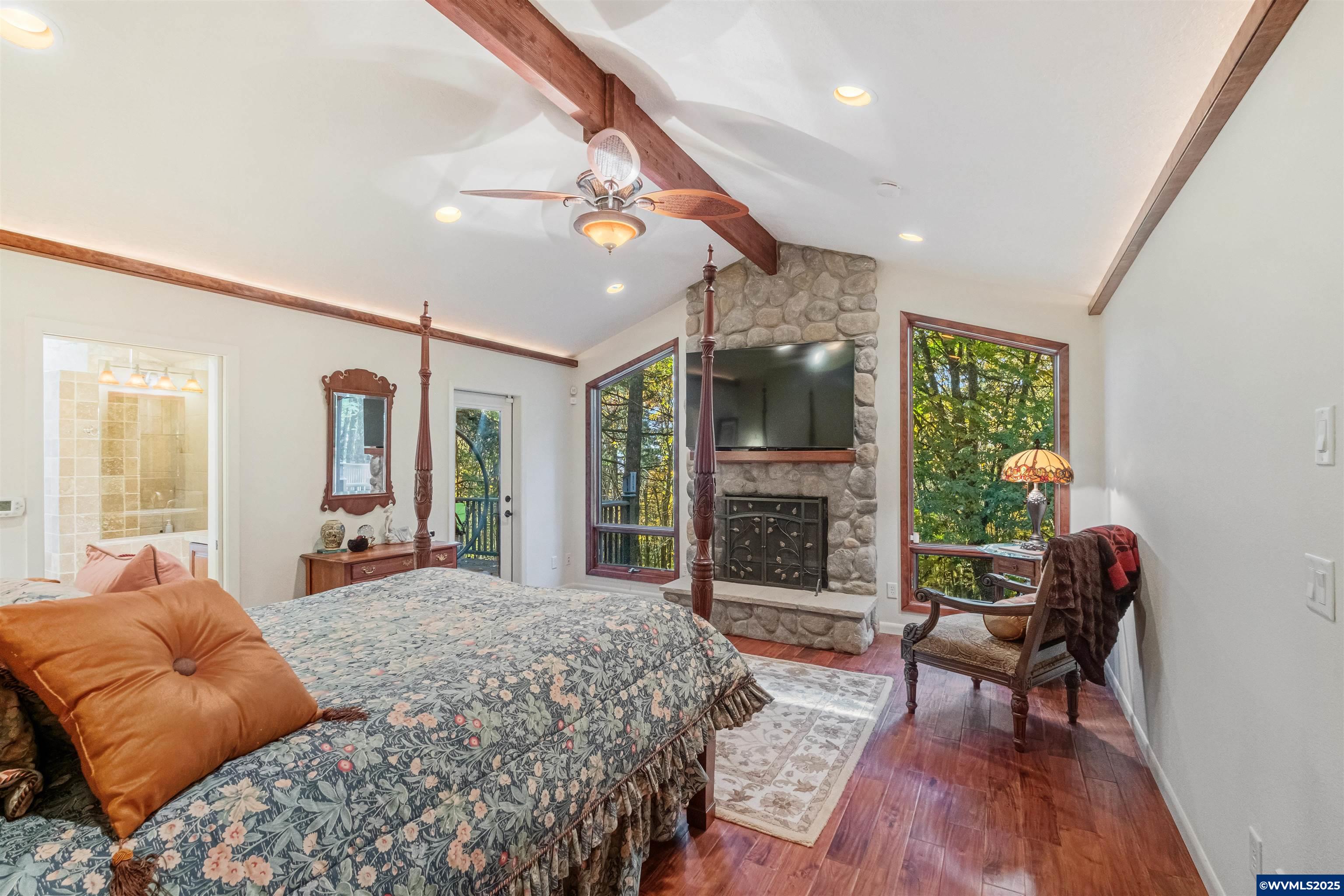 Salem, Oregon 97306, United States, 4 Bedrooms Bedrooms, ,4 BathroomsBathrooms,Residential,Active,237134