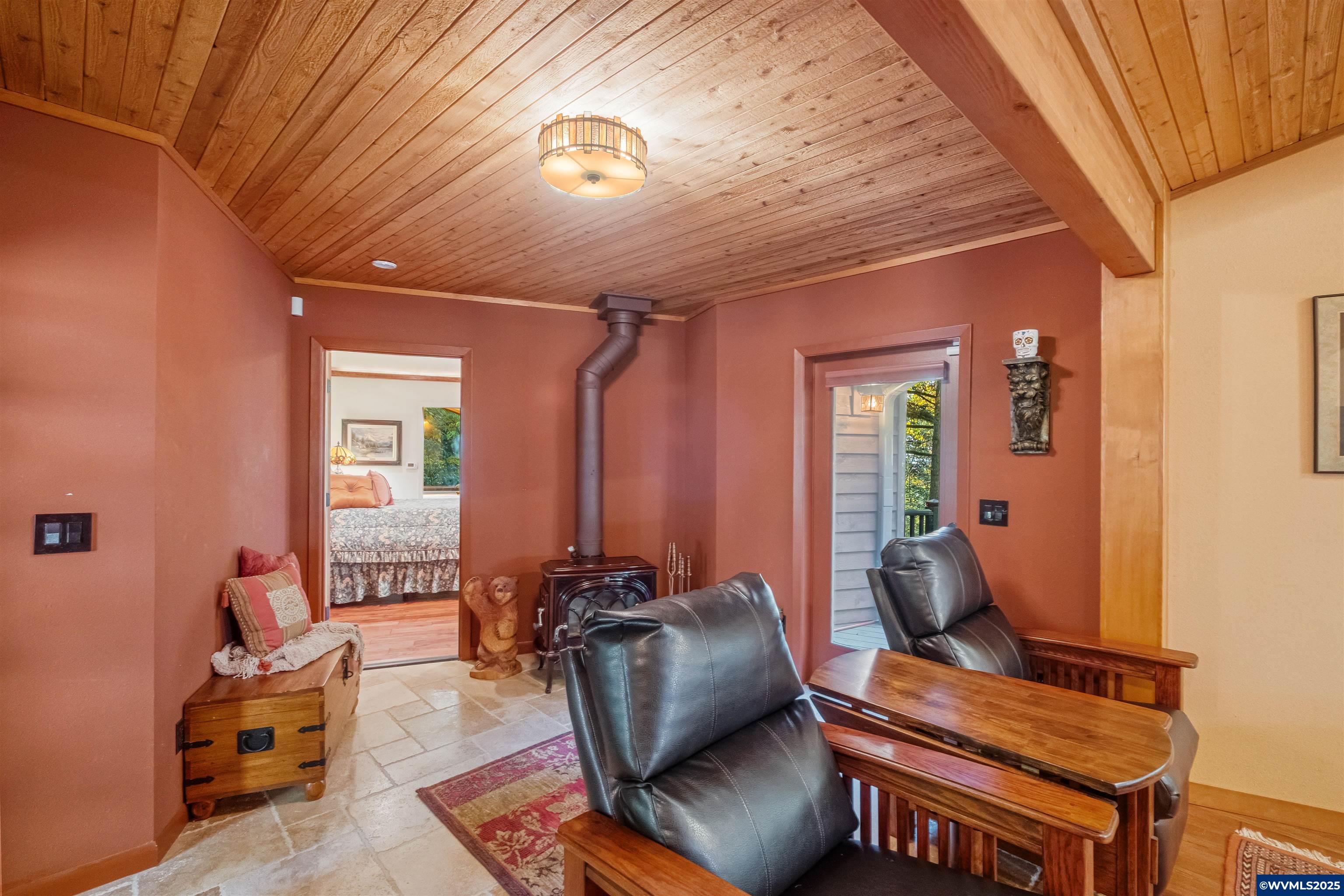 Salem, Oregon 97306, United States, 4 Bedrooms Bedrooms, ,4 BathroomsBathrooms,Residential,Active,237134