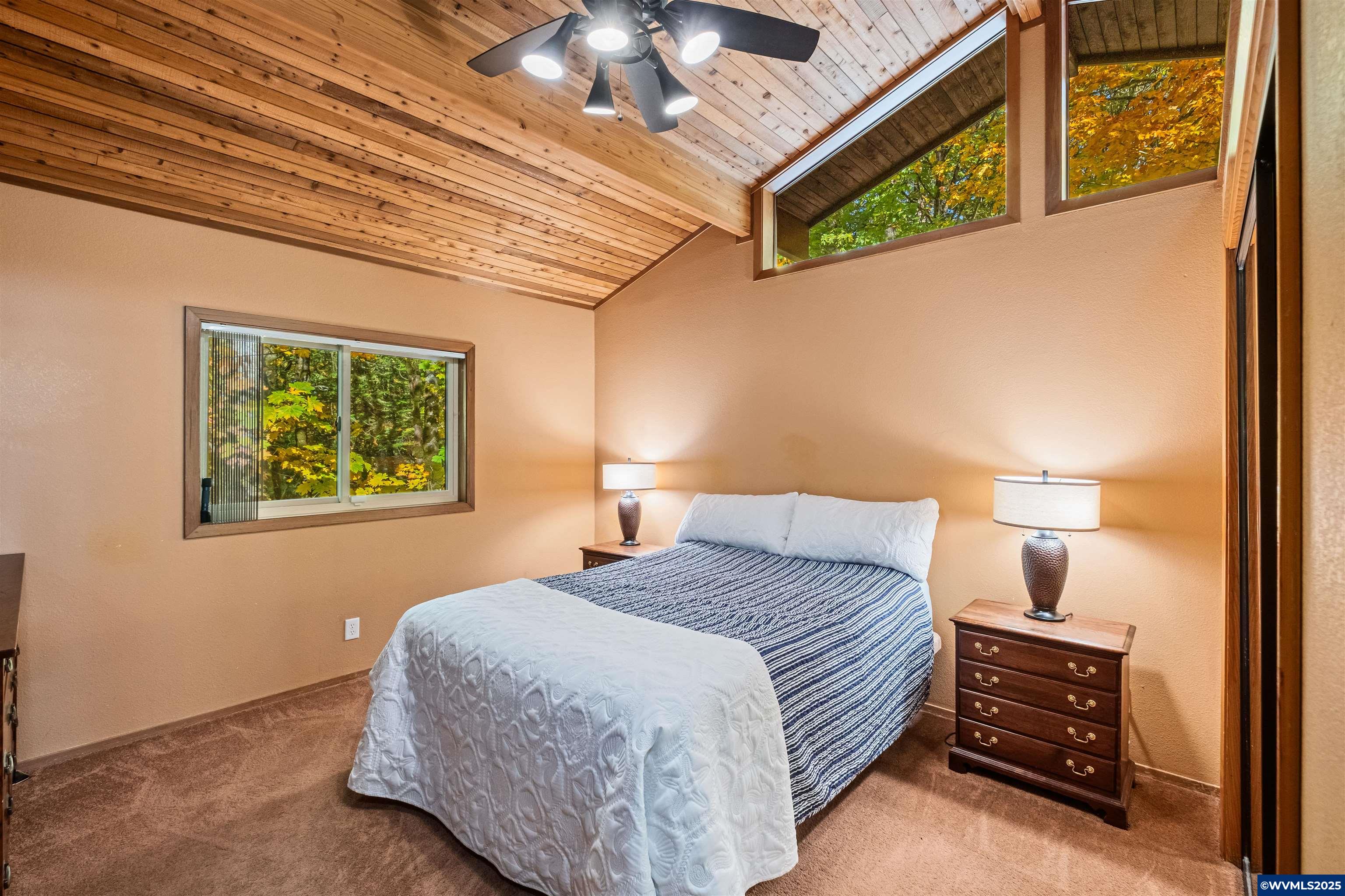 Salem, Oregon 97306, United States, 4 Bedrooms Bedrooms, ,4 BathroomsBathrooms,Residential,Active,237134