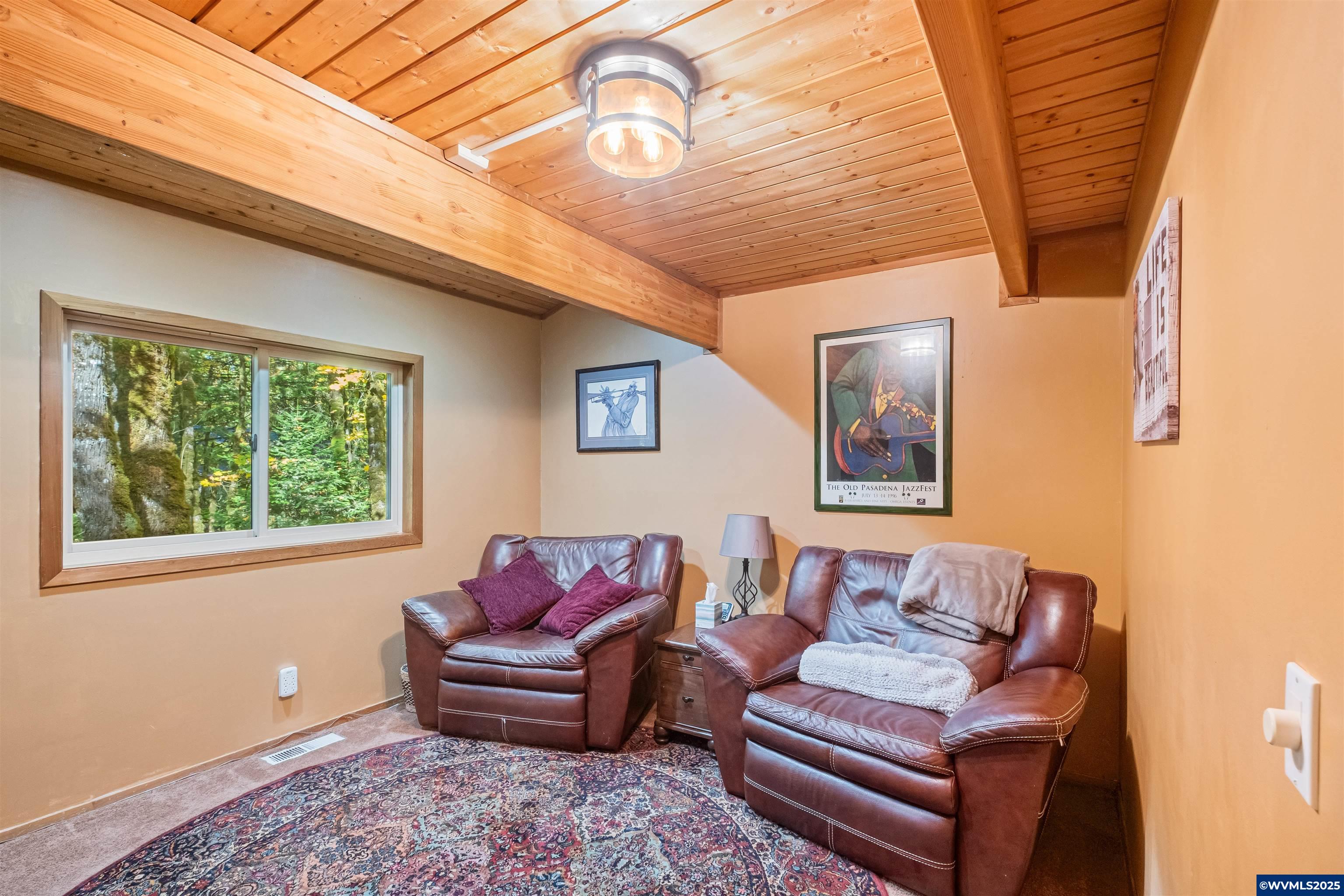 Salem, Oregon 97306, United States, 4 Bedrooms Bedrooms, ,4 BathroomsBathrooms,Residential,Active,237134