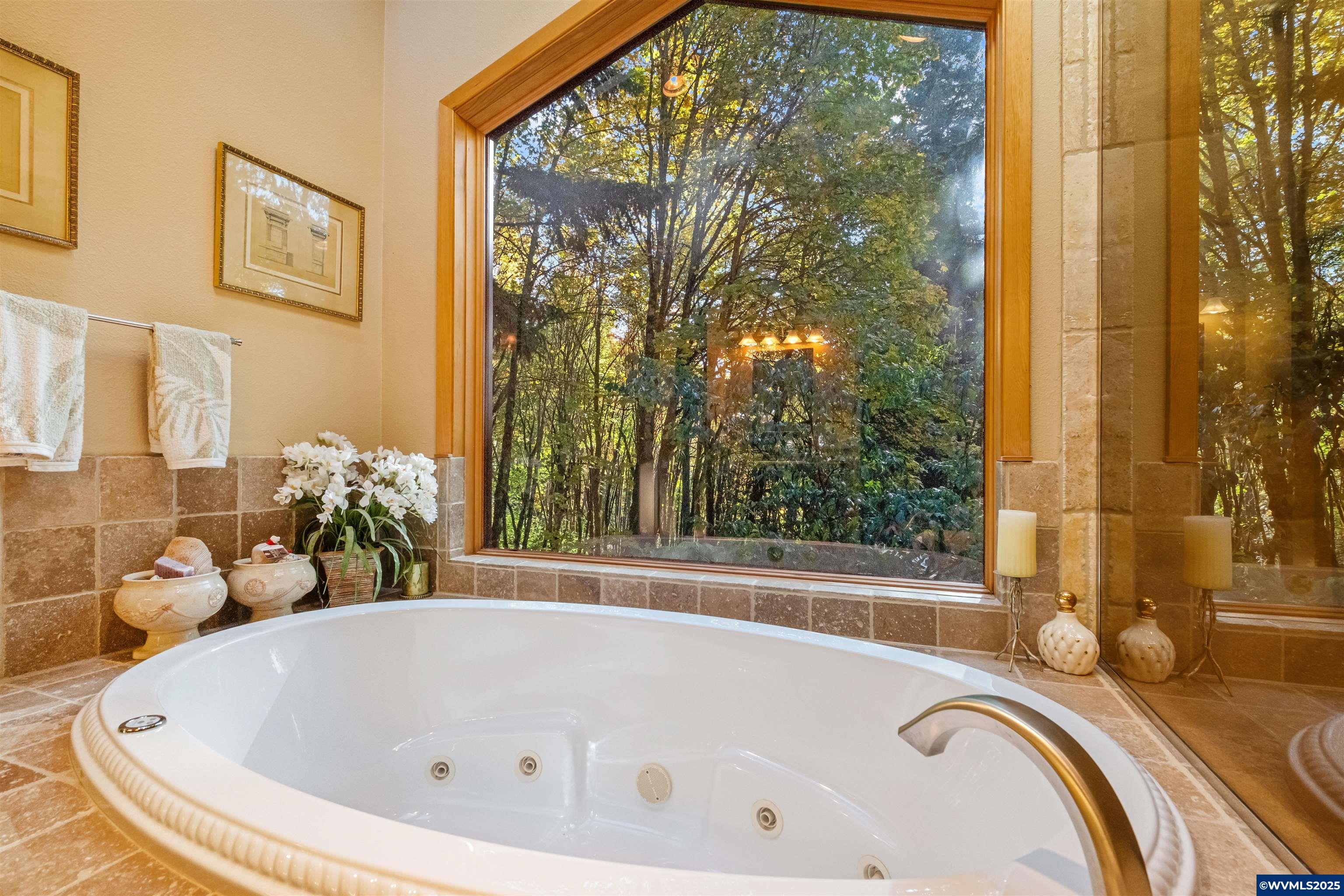 Salem, Oregon 97306, United States, 4 Bedrooms Bedrooms, ,4 BathroomsBathrooms,Residential,Active,237134