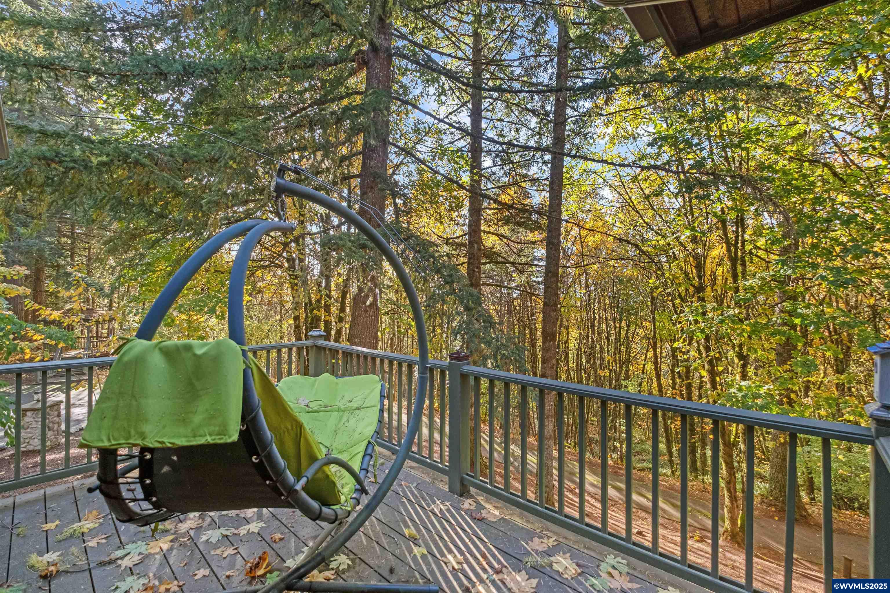 Salem, Oregon 97306, United States, 4 Bedrooms Bedrooms, ,4 BathroomsBathrooms,Residential,Active,237134