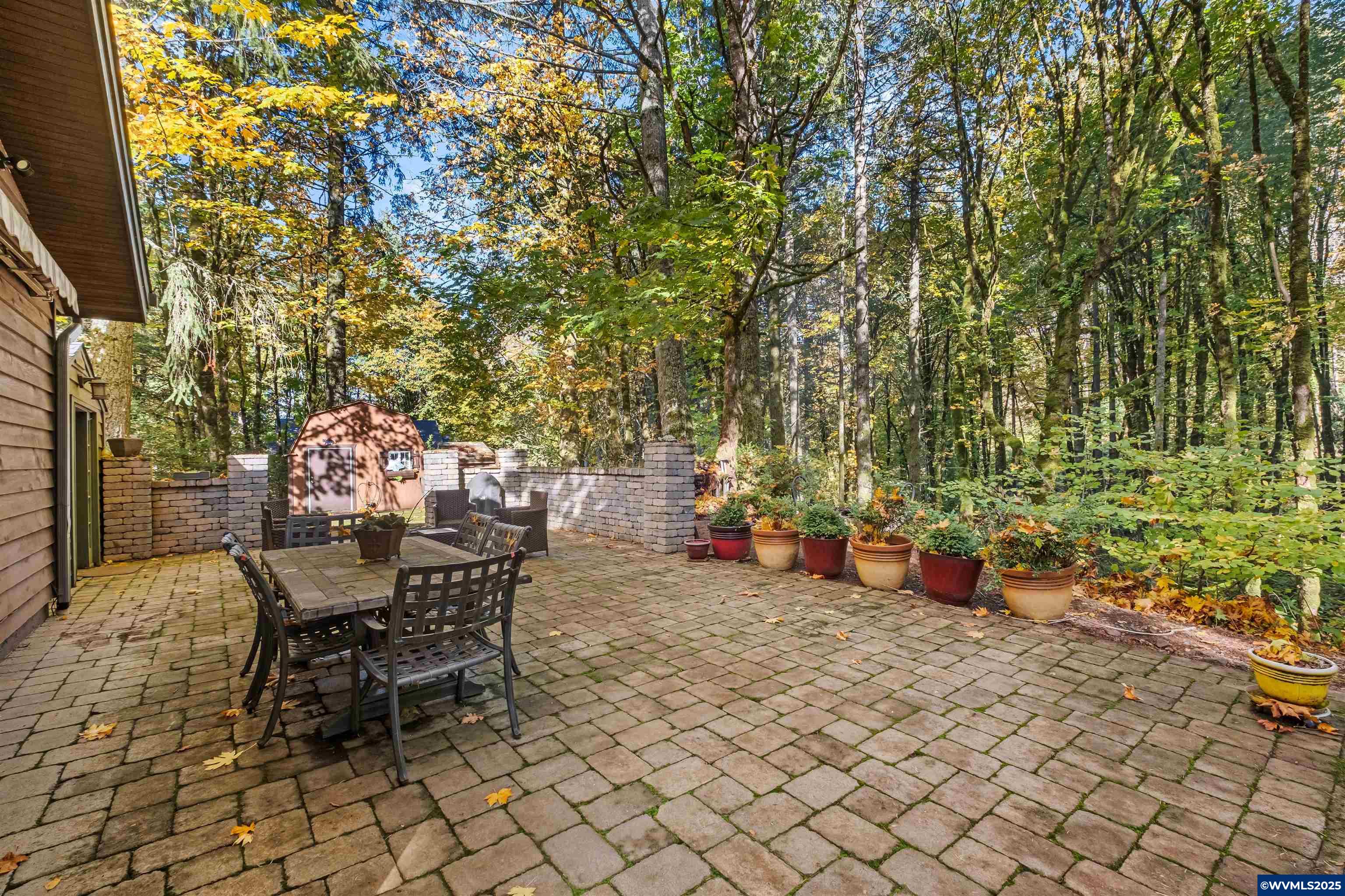 Salem, Oregon 97306, United States, 4 Bedrooms Bedrooms, ,4 BathroomsBathrooms,Residential,Active,237134