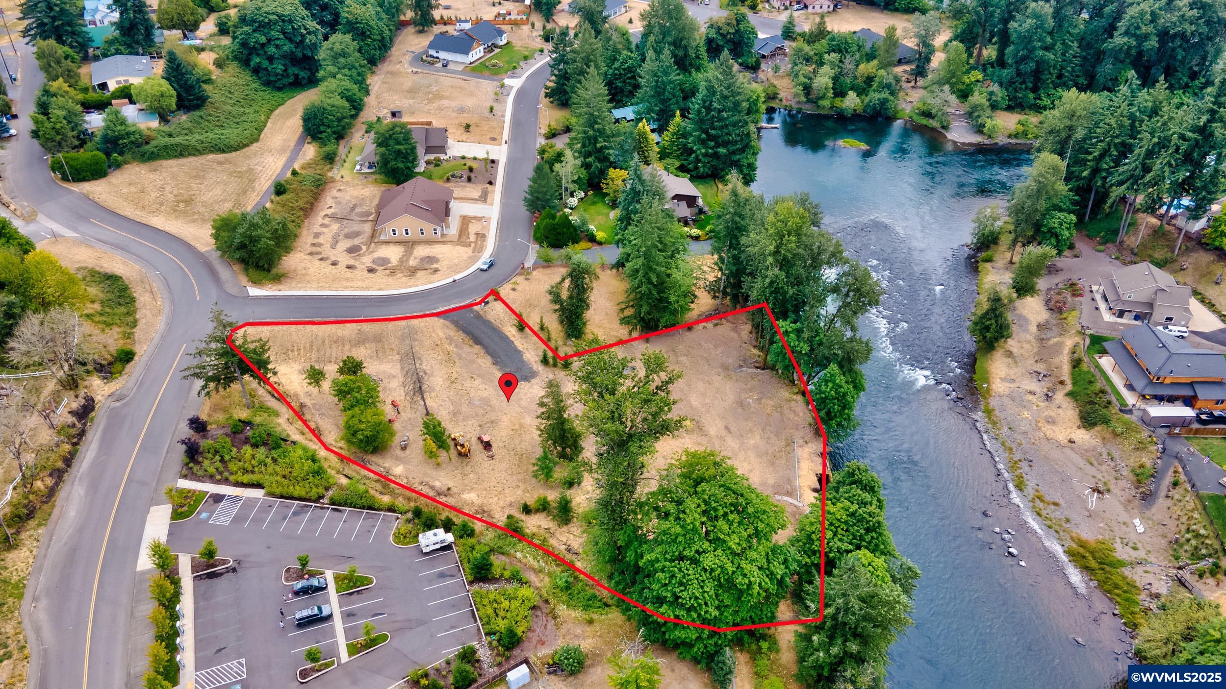 150 Santiam Pointe Lp NE