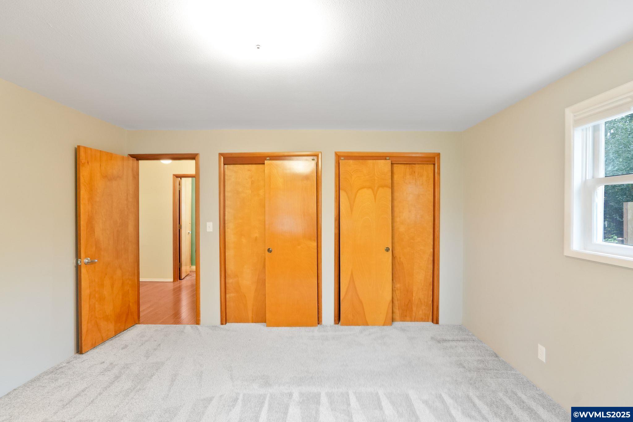 Salem, Oregon 97302, United States, 4 Bedrooms Bedrooms, ,2 BathroomsBathrooms,Residential,Active,239930