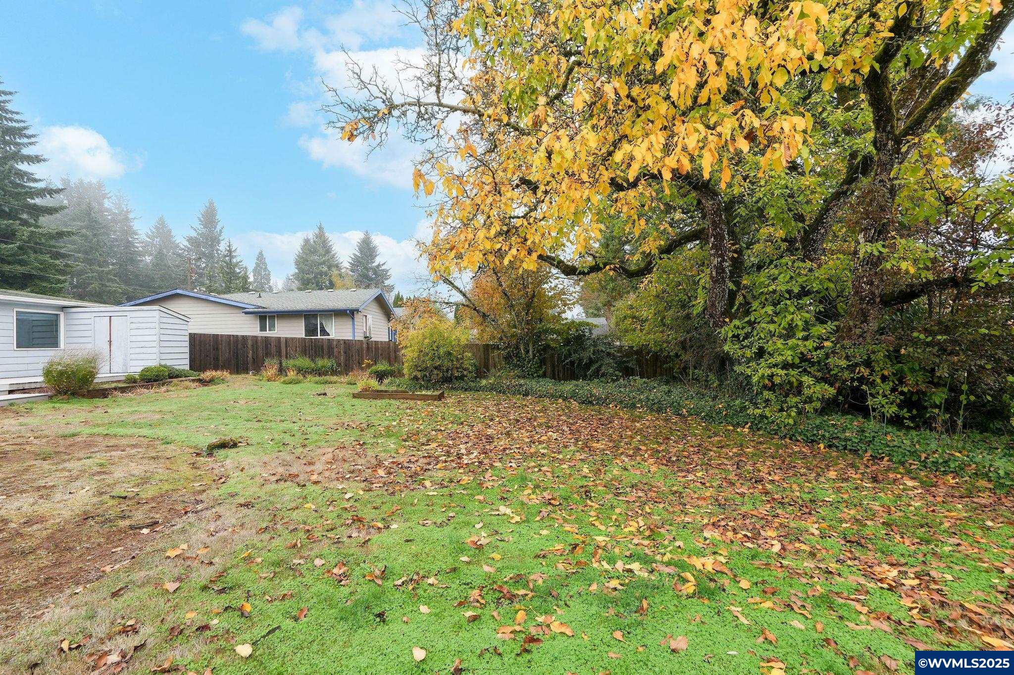 Salem, Oregon 97302, United States, 4 Bedrooms Bedrooms, ,2 BathroomsBathrooms,Residential,Active,239930