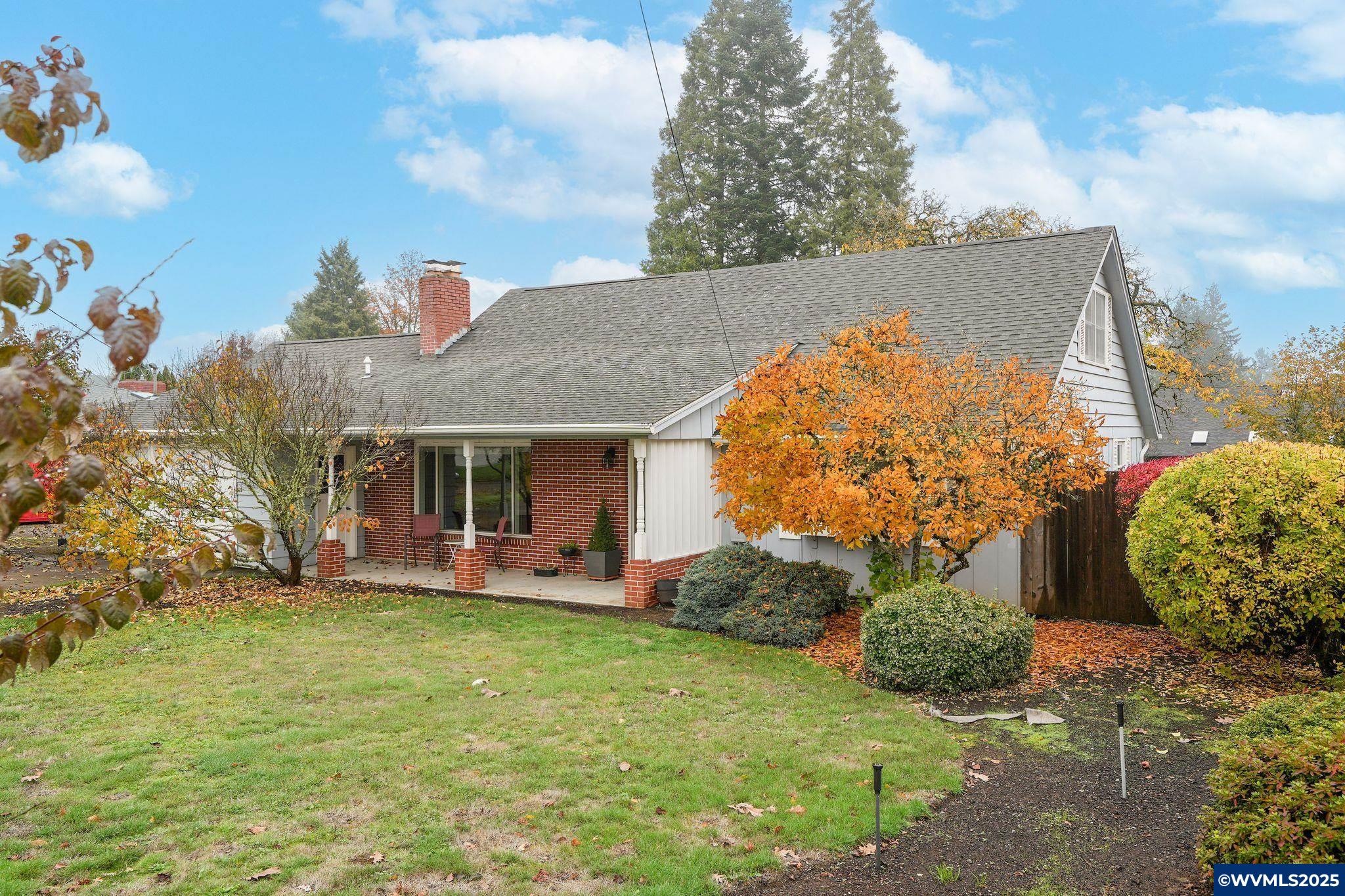 Salem, Oregon 97302, United States, 4 Bedrooms Bedrooms, ,2 BathroomsBathrooms,Residential,Active,239930