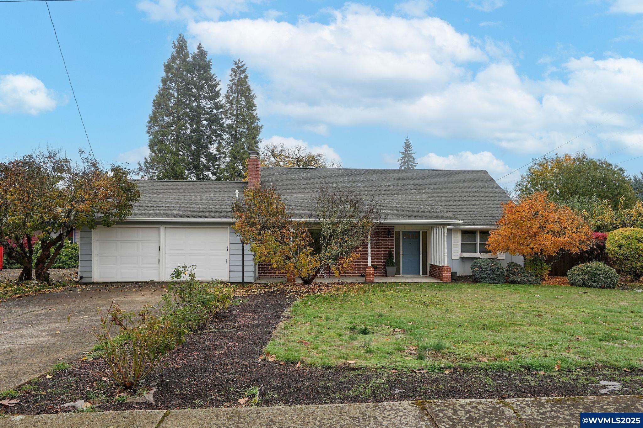 Salem, Oregon 97302, United States, 4 Bedrooms Bedrooms, ,2 BathroomsBathrooms,Residential,Active,239930