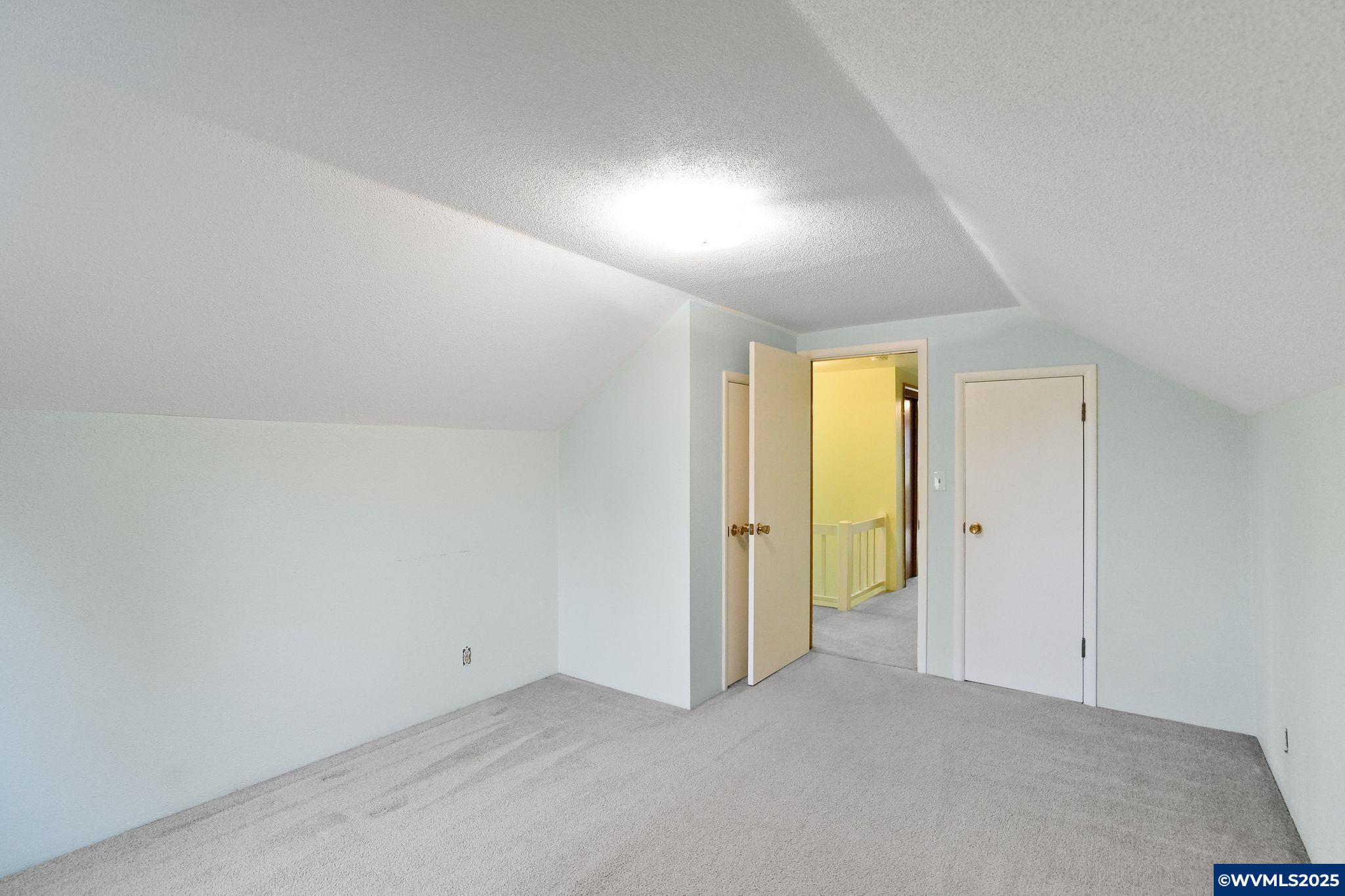 Salem, Oregon 97302, United States, 4 Bedrooms Bedrooms, ,2 BathroomsBathrooms,Residential,Active,239930