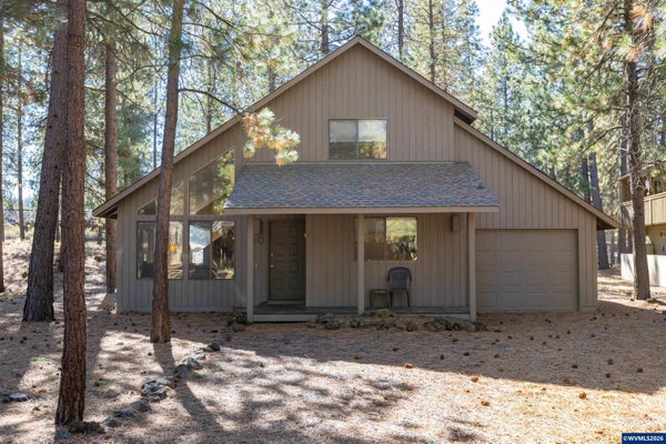 10 ASHWOOD LN, SUNRIVER, OR 97707 - Image c60422673b1d1b5fa8043291f55ceedf/1675720012