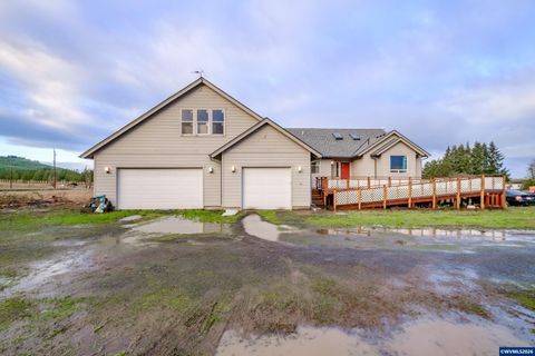 36807 Rock Hill Dr Lebanon OR 97355