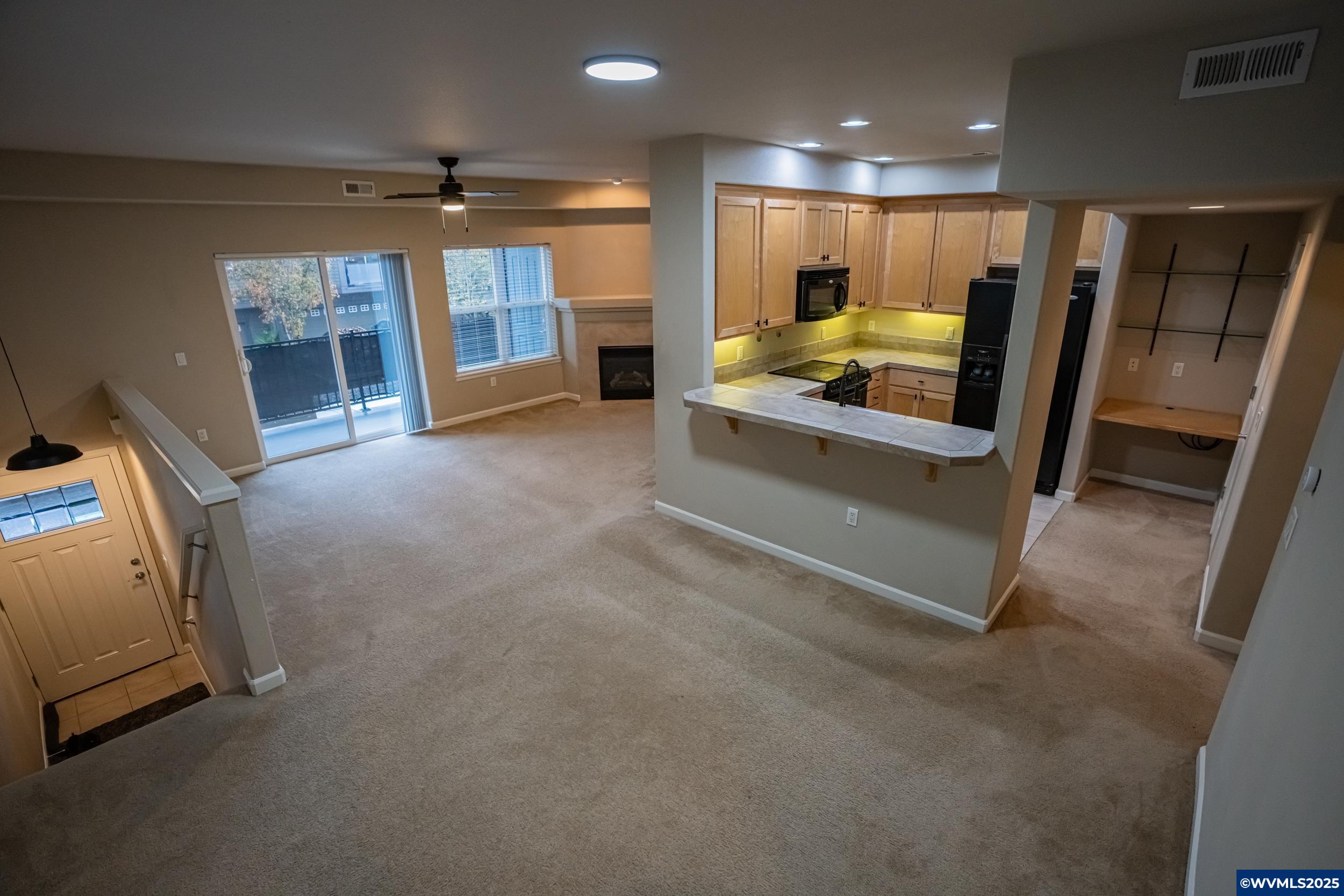 Tigard, Oregon 97223, United States, 2 Bedrooms Bedrooms, ,2 BathroomsBathrooms,Residential,Active,249809