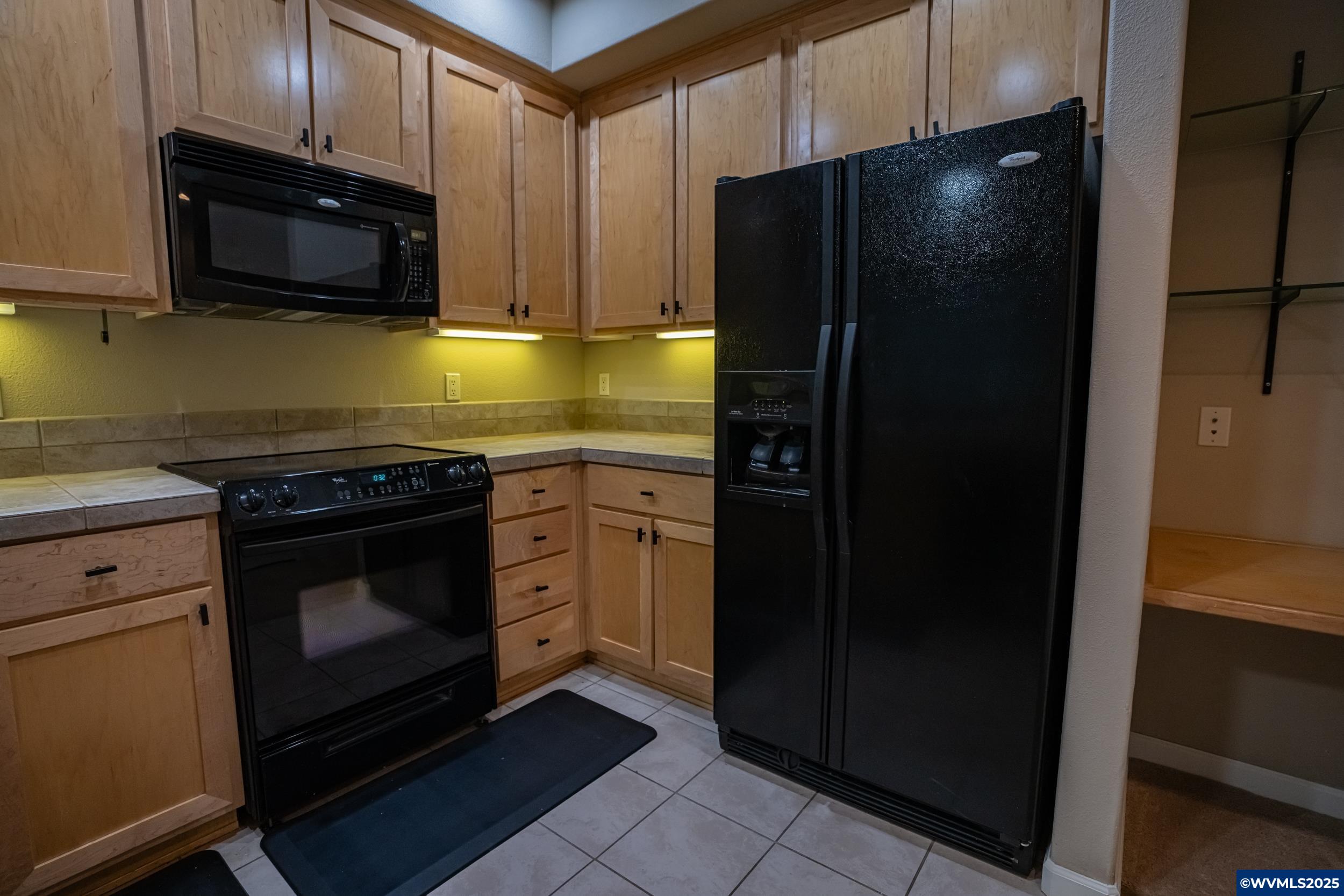 Tigard, Oregon 97223, United States, 2 Bedrooms Bedrooms, ,2 BathroomsBathrooms,Residential,Active,249809