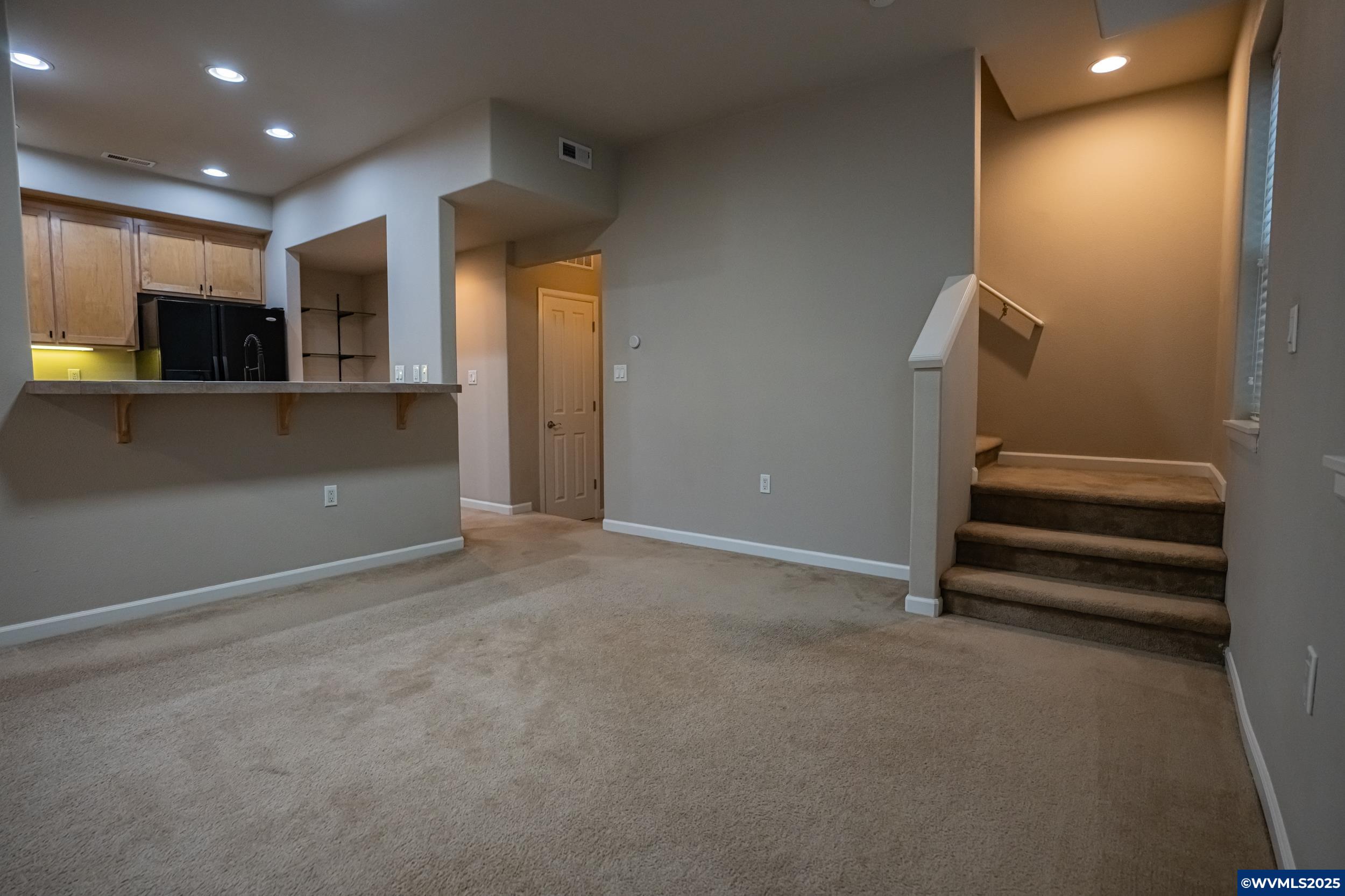 Tigard, Oregon 97223, United States, 2 Bedrooms Bedrooms, ,2 BathroomsBathrooms,Residential,Active,249809