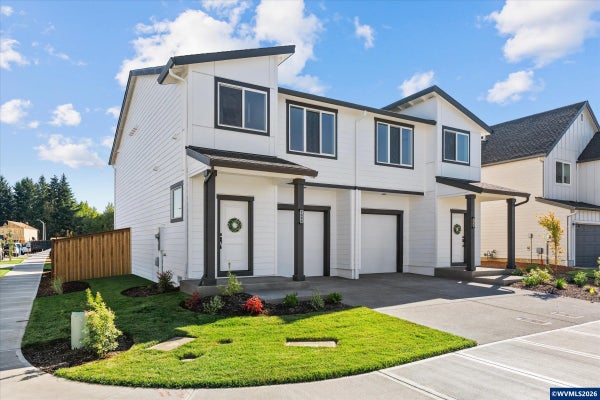 1504 BROWN ST, WOODBURN, OR 97071 - Image c8116e51e5f8ccfd44be53ea43ba2ab8/4035015950