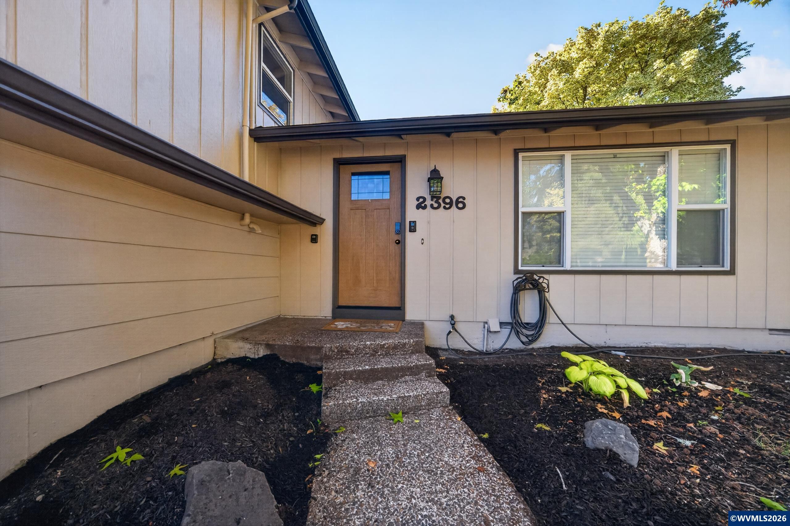 2396 20th Av SE
