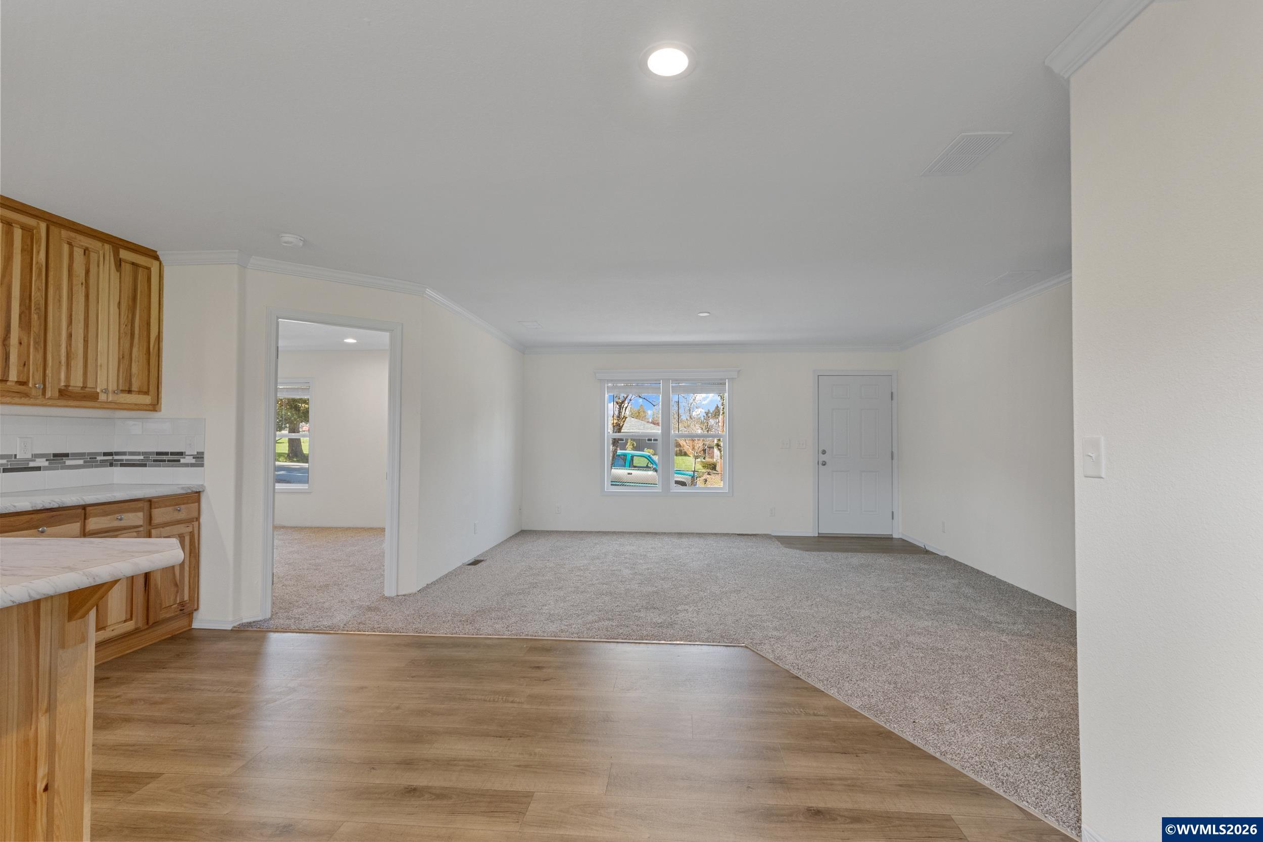 365 Mountain View Rd