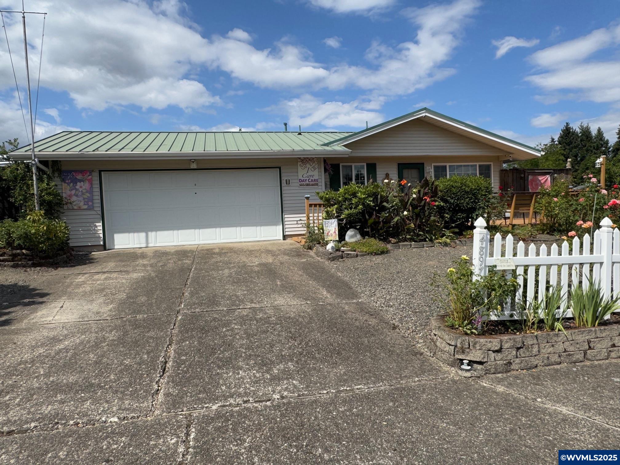 4897 Adobe St SE