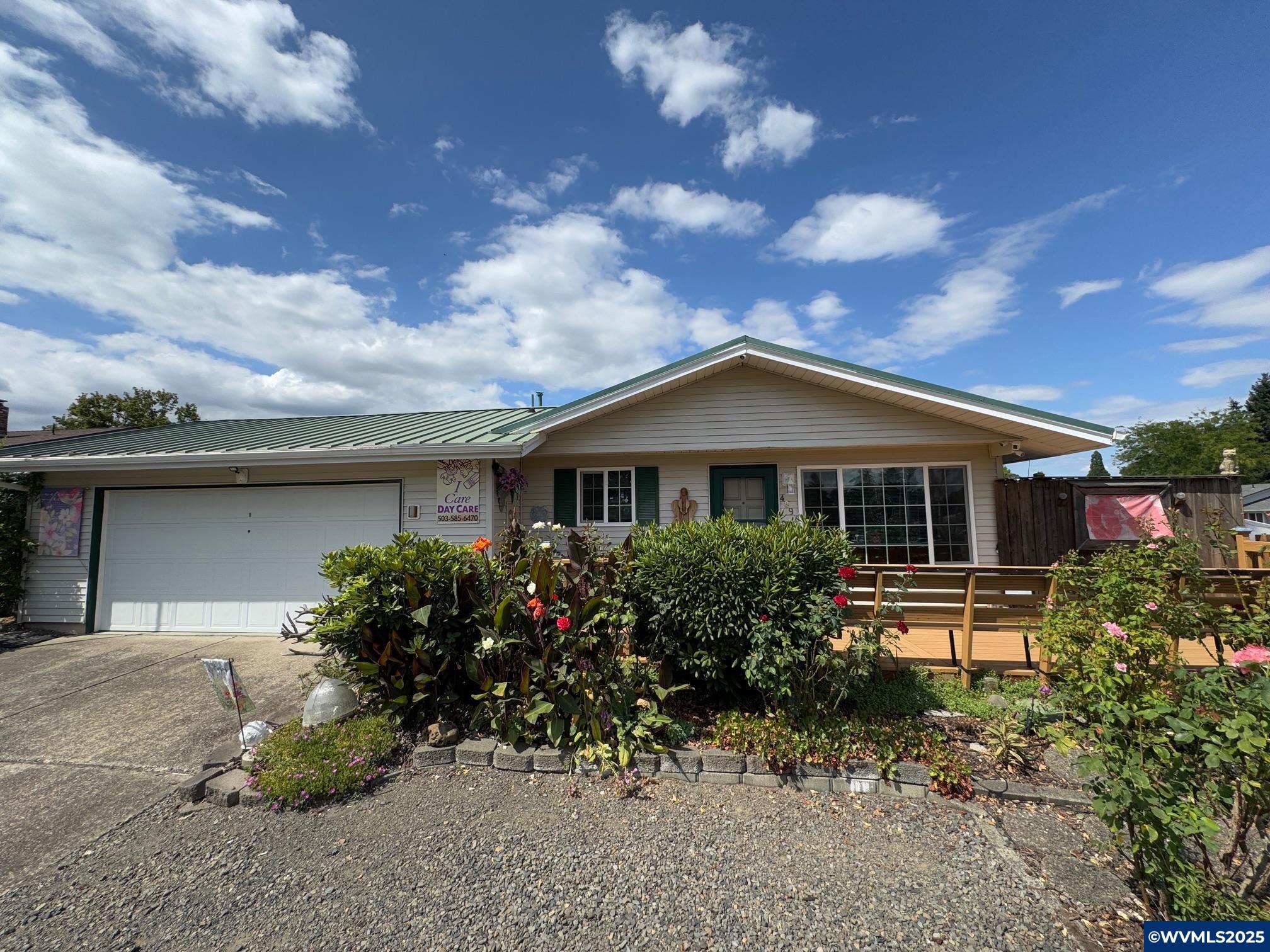 4897 Adobe St SE