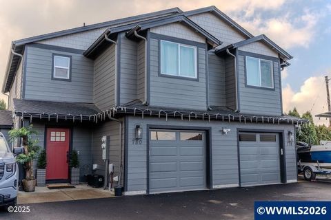 780 778 E Jefferson St Stayton OR 97383