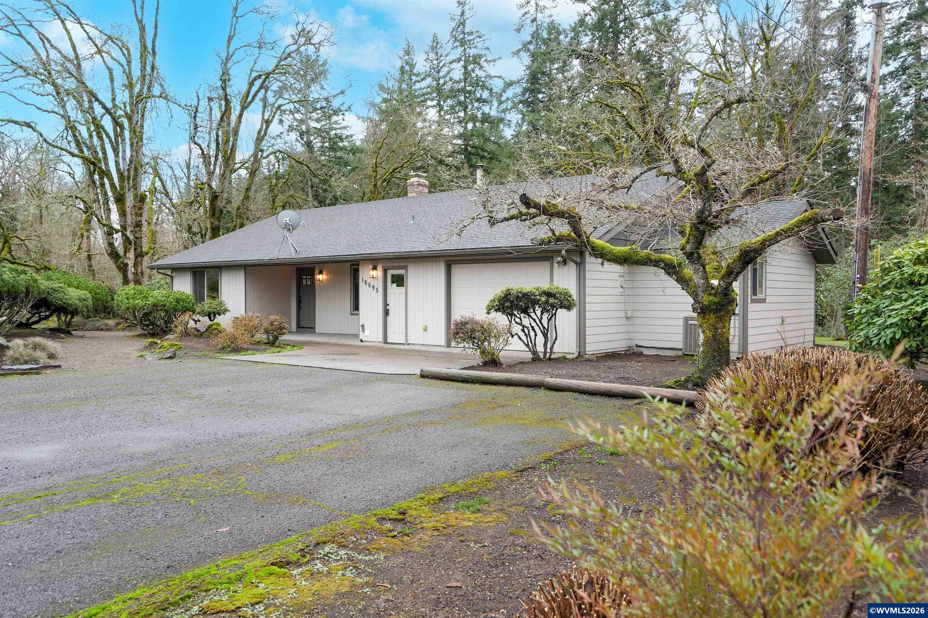 16695 Dancing Fox Ln