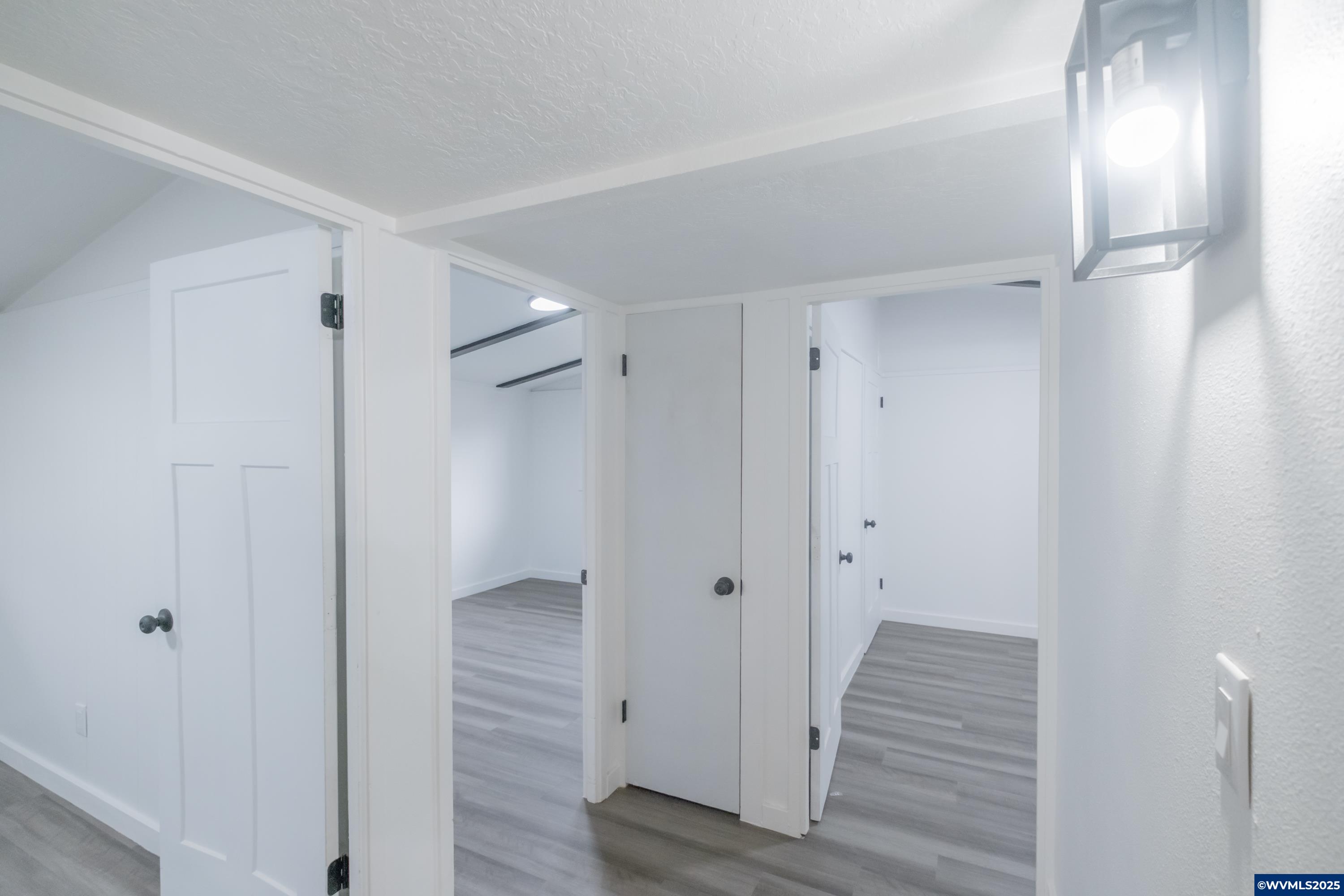 Salem, Oregon 97302, United States, 3 Bedrooms Bedrooms, ,2 BathroomsBathrooms,Residential,Active,255551