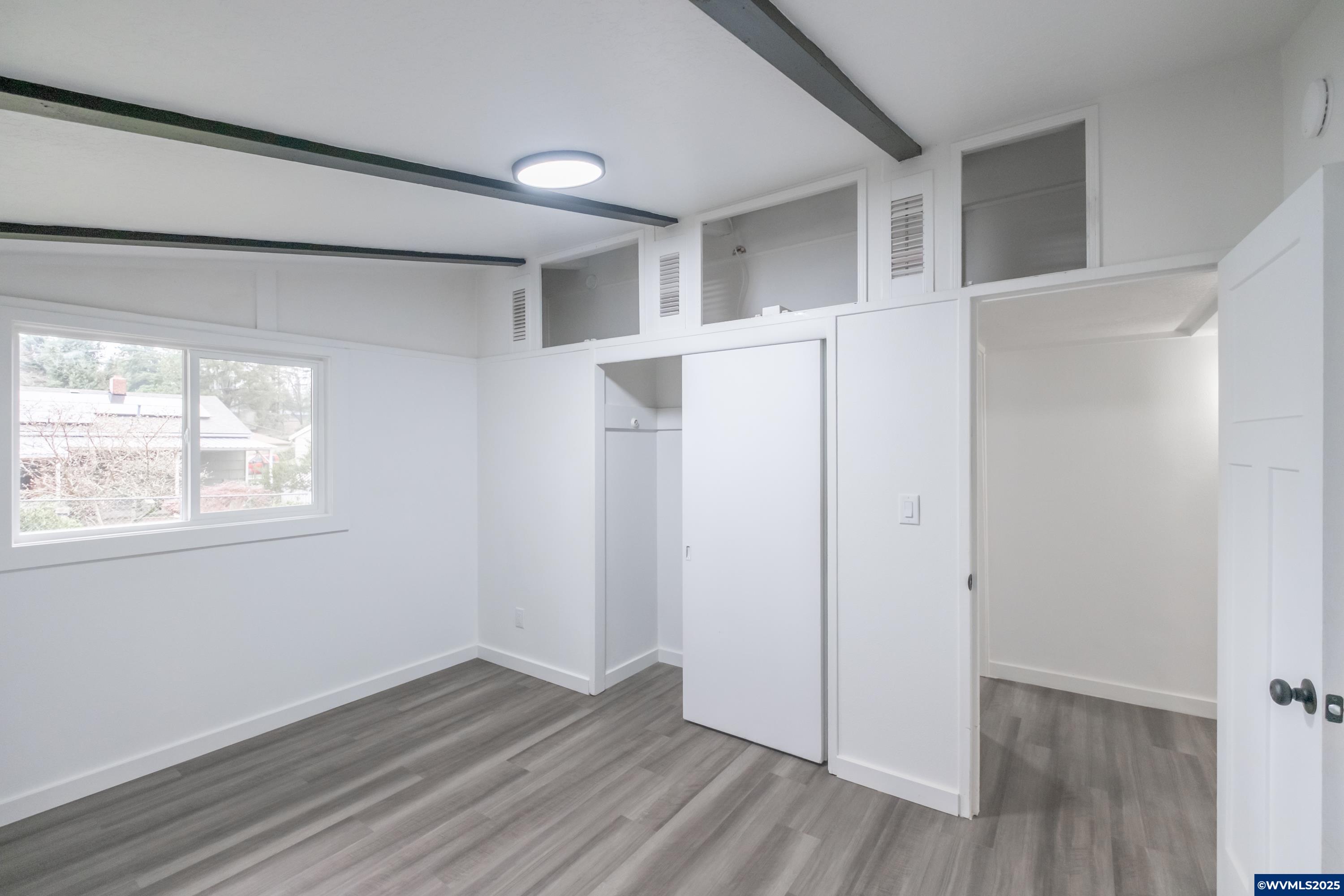 Salem, Oregon 97302, United States, 3 Bedrooms Bedrooms, ,2 BathroomsBathrooms,Residential,Active,255551