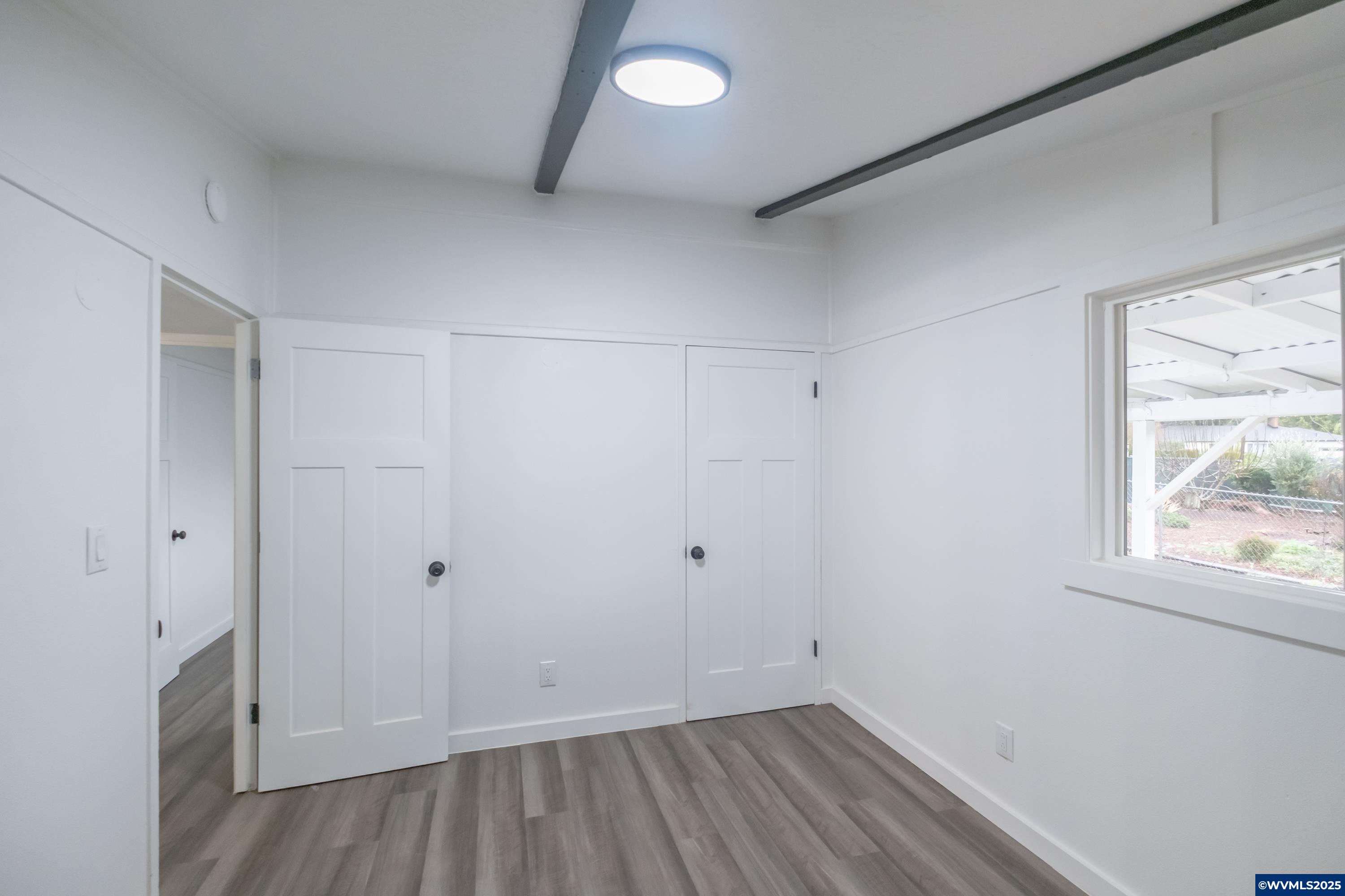 Salem, Oregon 97302, United States, 3 Bedrooms Bedrooms, ,2 BathroomsBathrooms,Residential,Active,255551