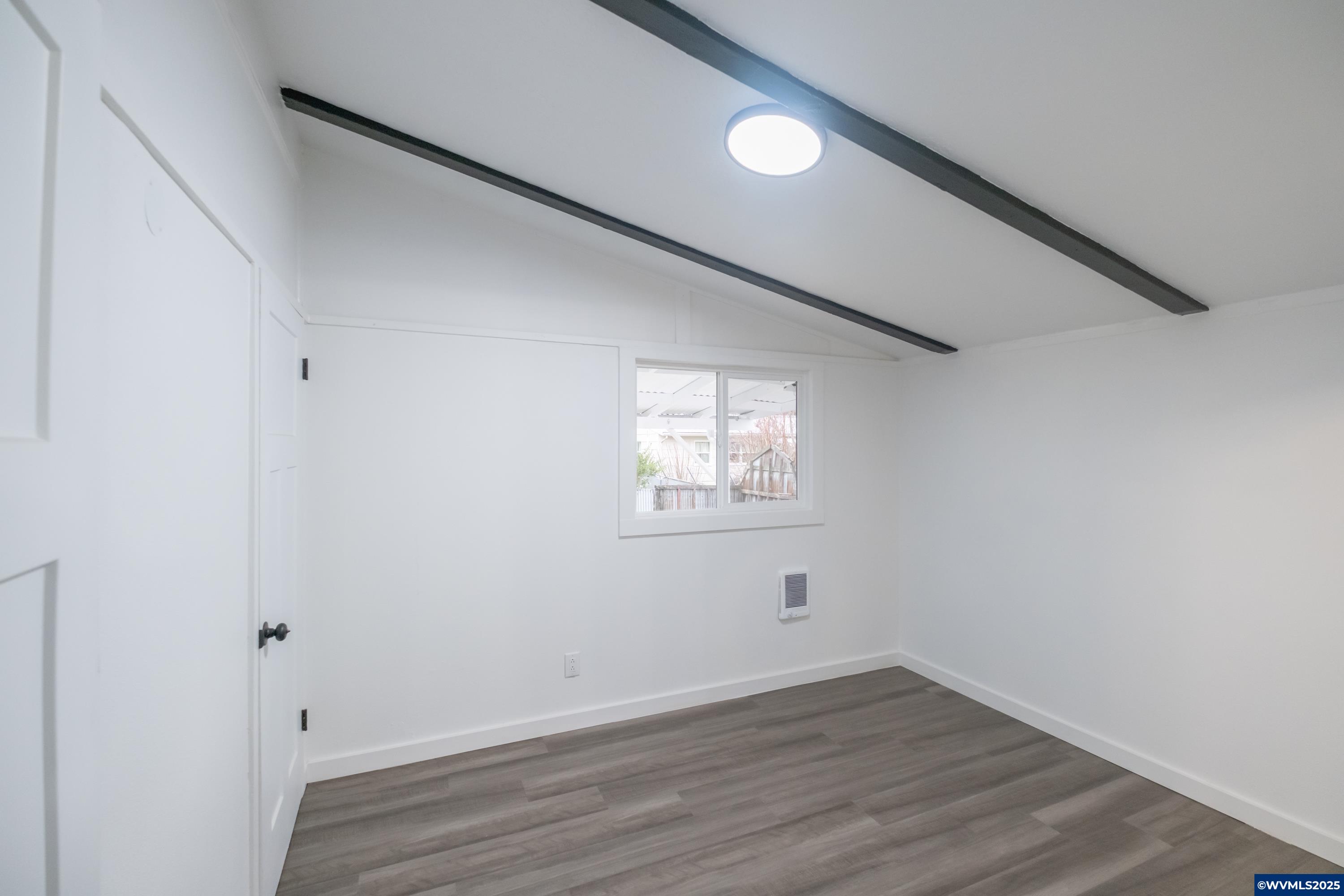 Salem, Oregon 97302, United States, 3 Bedrooms Bedrooms, ,2 BathroomsBathrooms,Residential,Active,255551