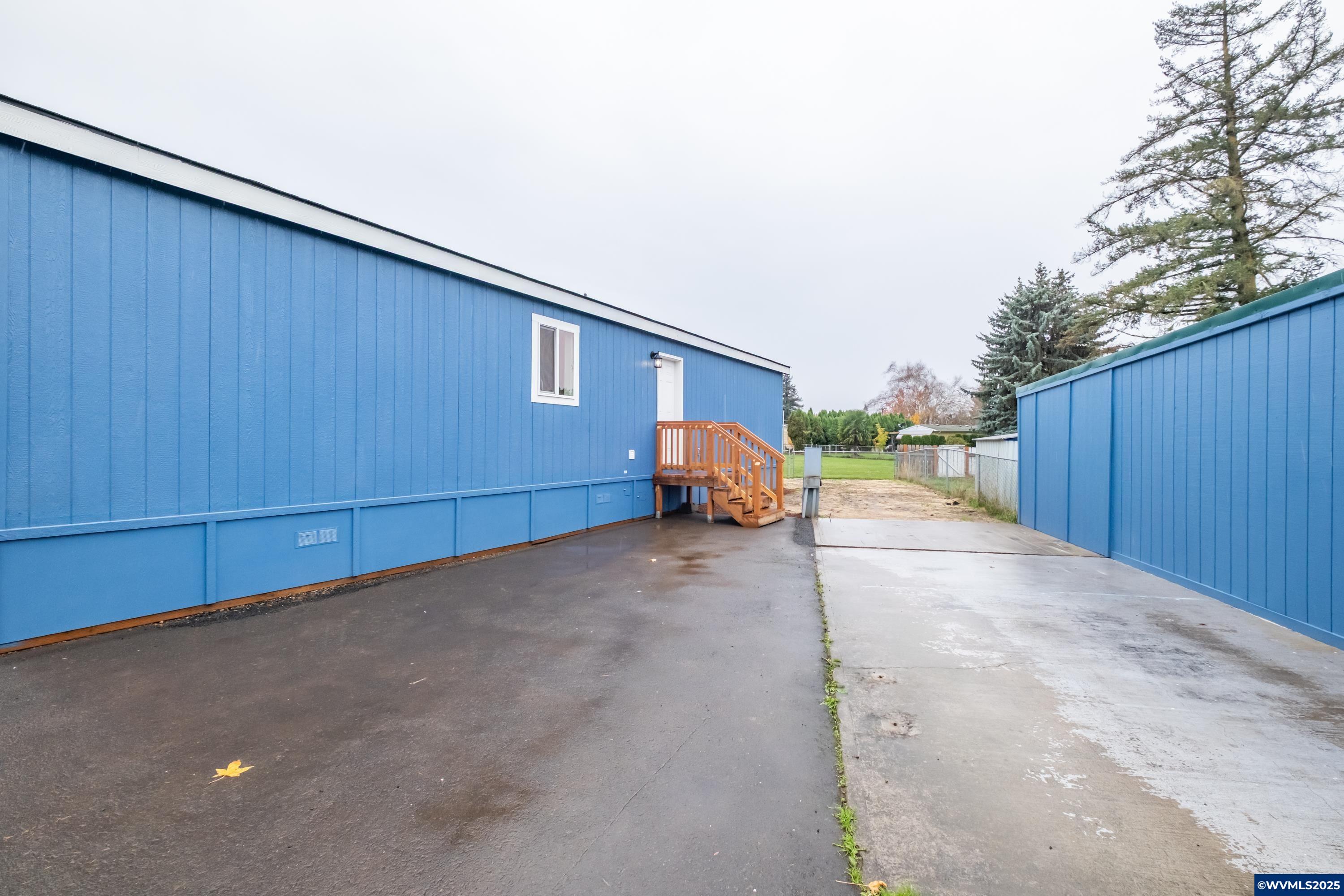 Salem, Oregon 97305, United States, 3 Bedrooms Bedrooms, ,2 BathroomsBathrooms,Residential,Active,222826