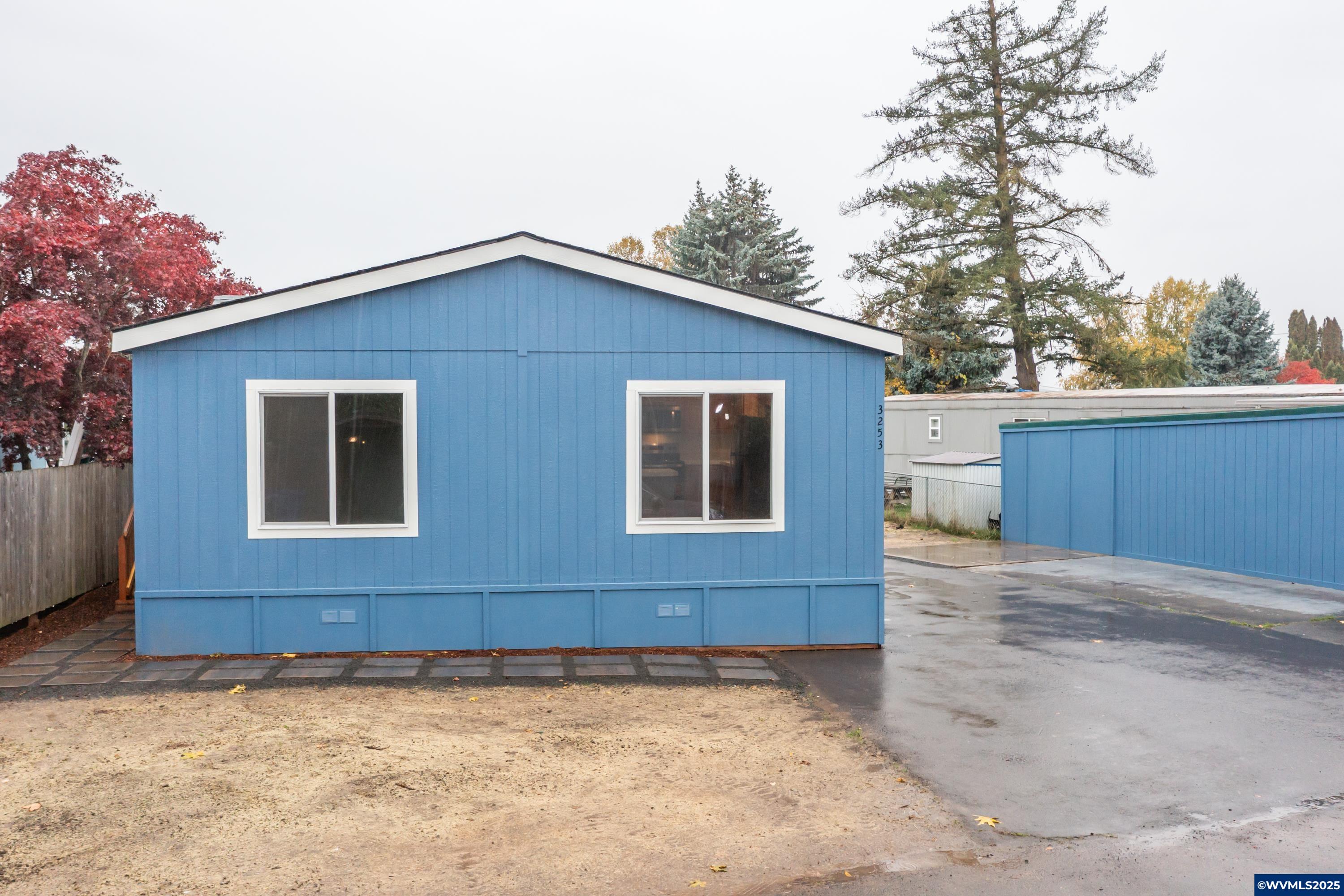 Salem, Oregon 97305, United States, 3 Bedrooms Bedrooms, ,2 BathroomsBathrooms,Residential,Active,222826