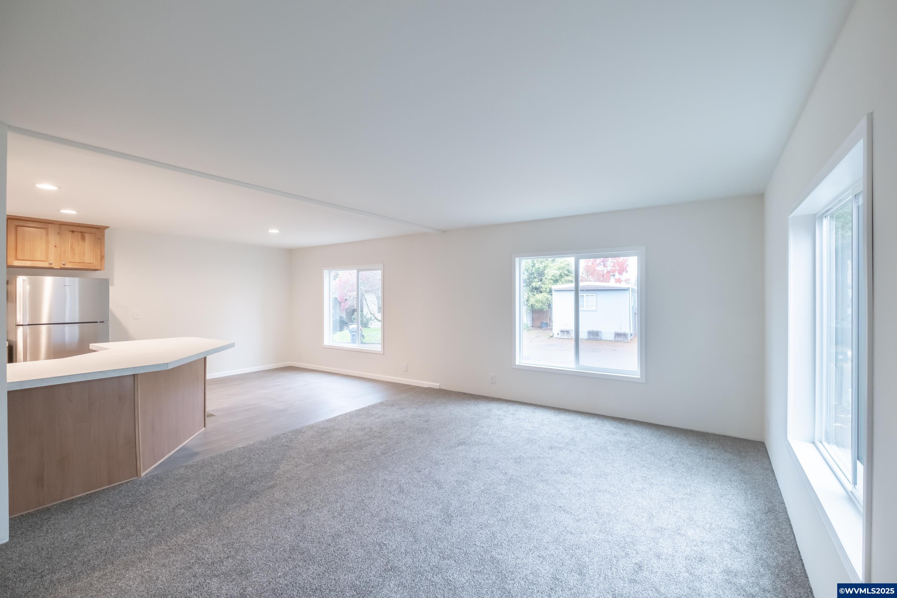 Salem, Oregon 97305, United States, 3 Bedrooms Bedrooms, ,2 BathroomsBathrooms,Residential,Active,222826