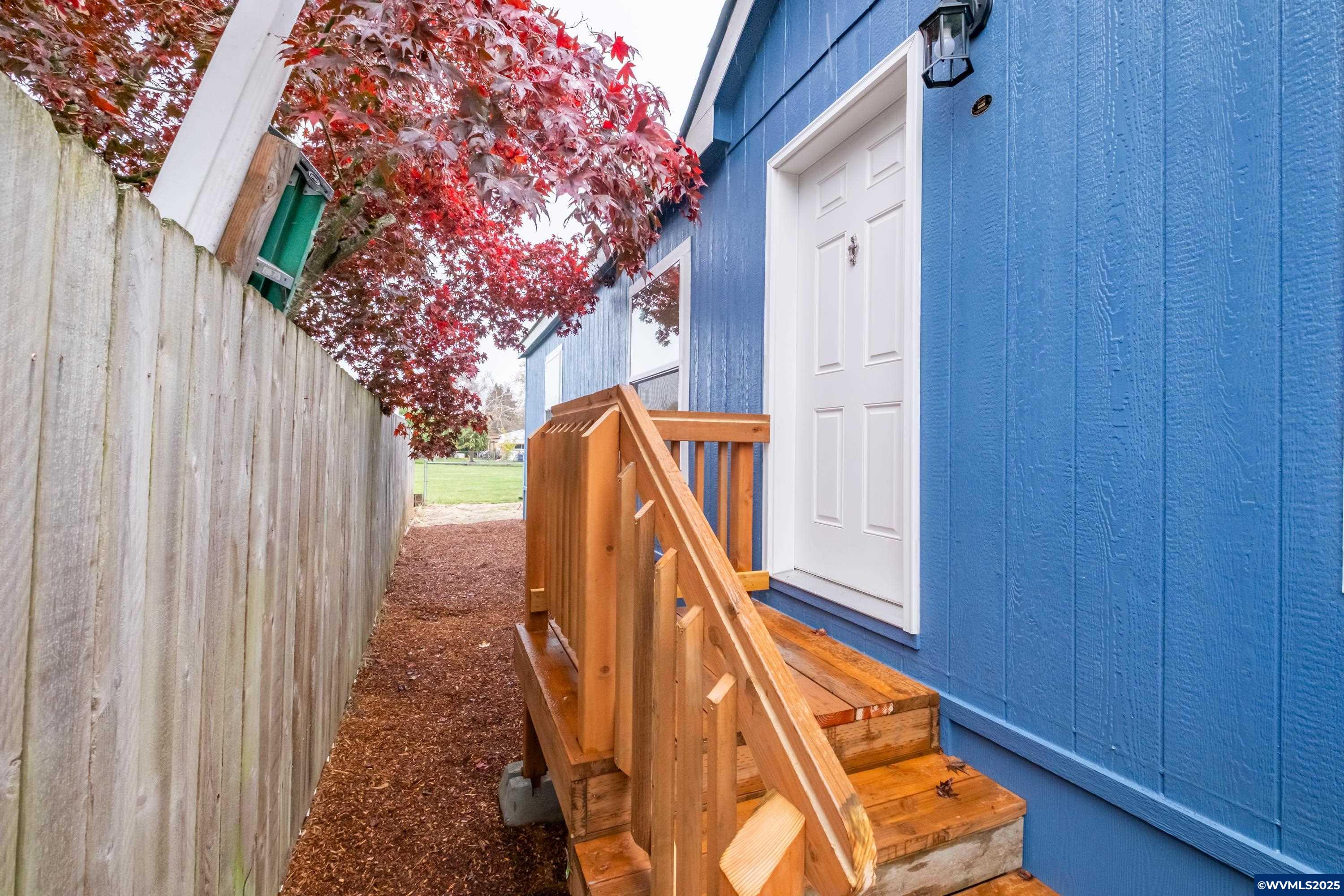 Salem, Oregon 97305, United States, 3 Bedrooms Bedrooms, ,2 BathroomsBathrooms,Residential,Active,222826