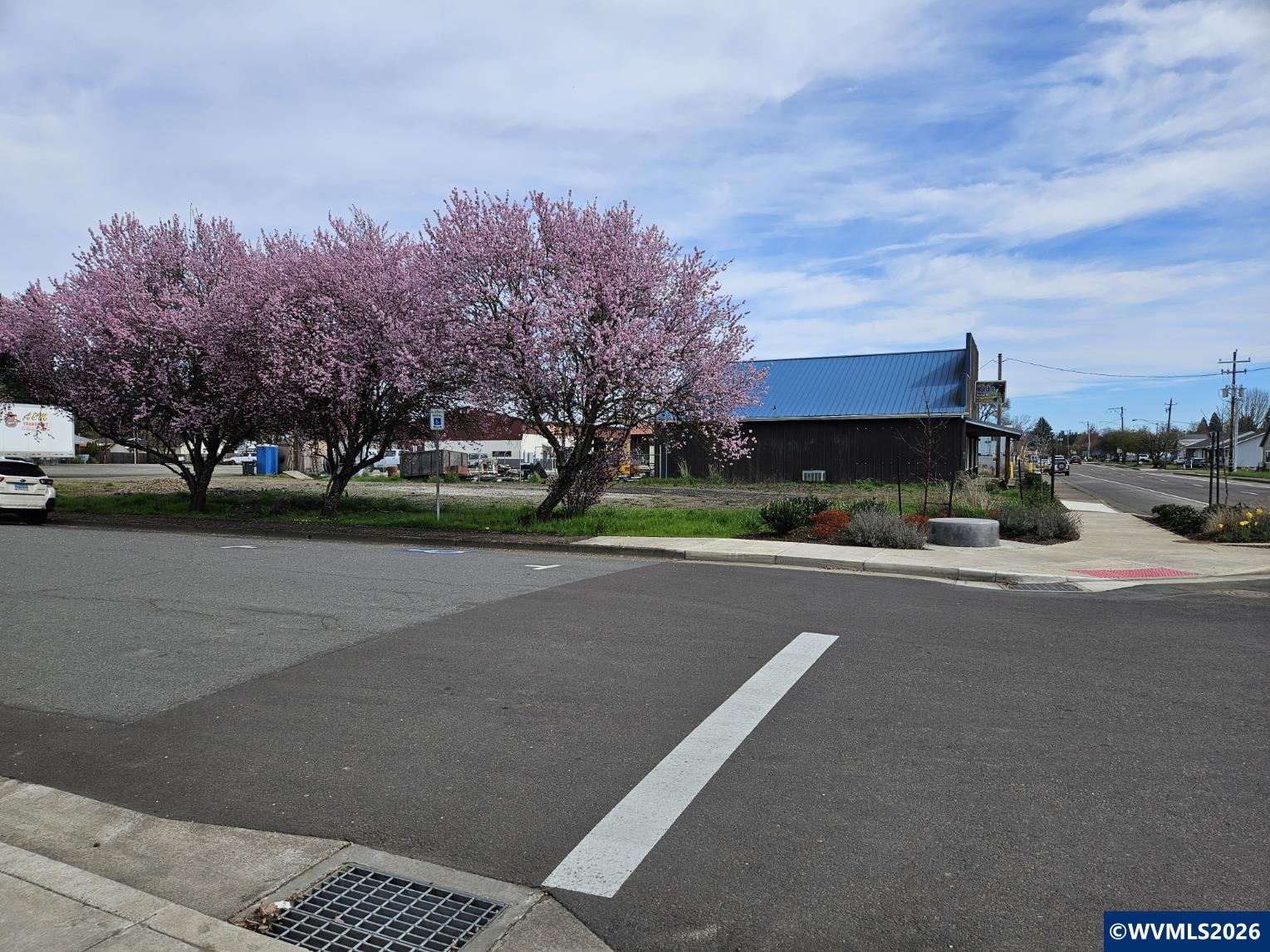 815 Applegate Lots 1 & 2 St
