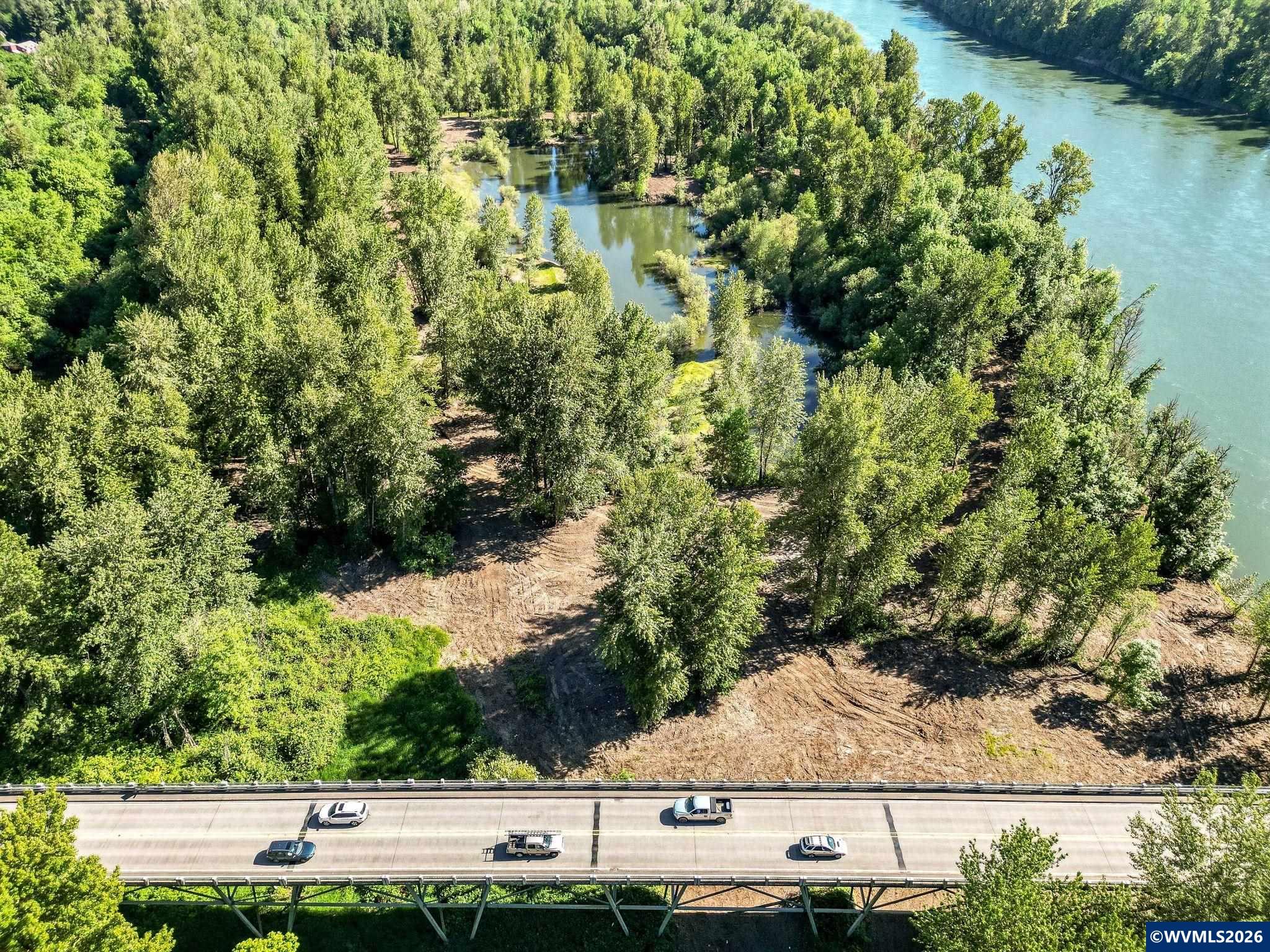 TA 533779 Riverside & TA 533778 Dr