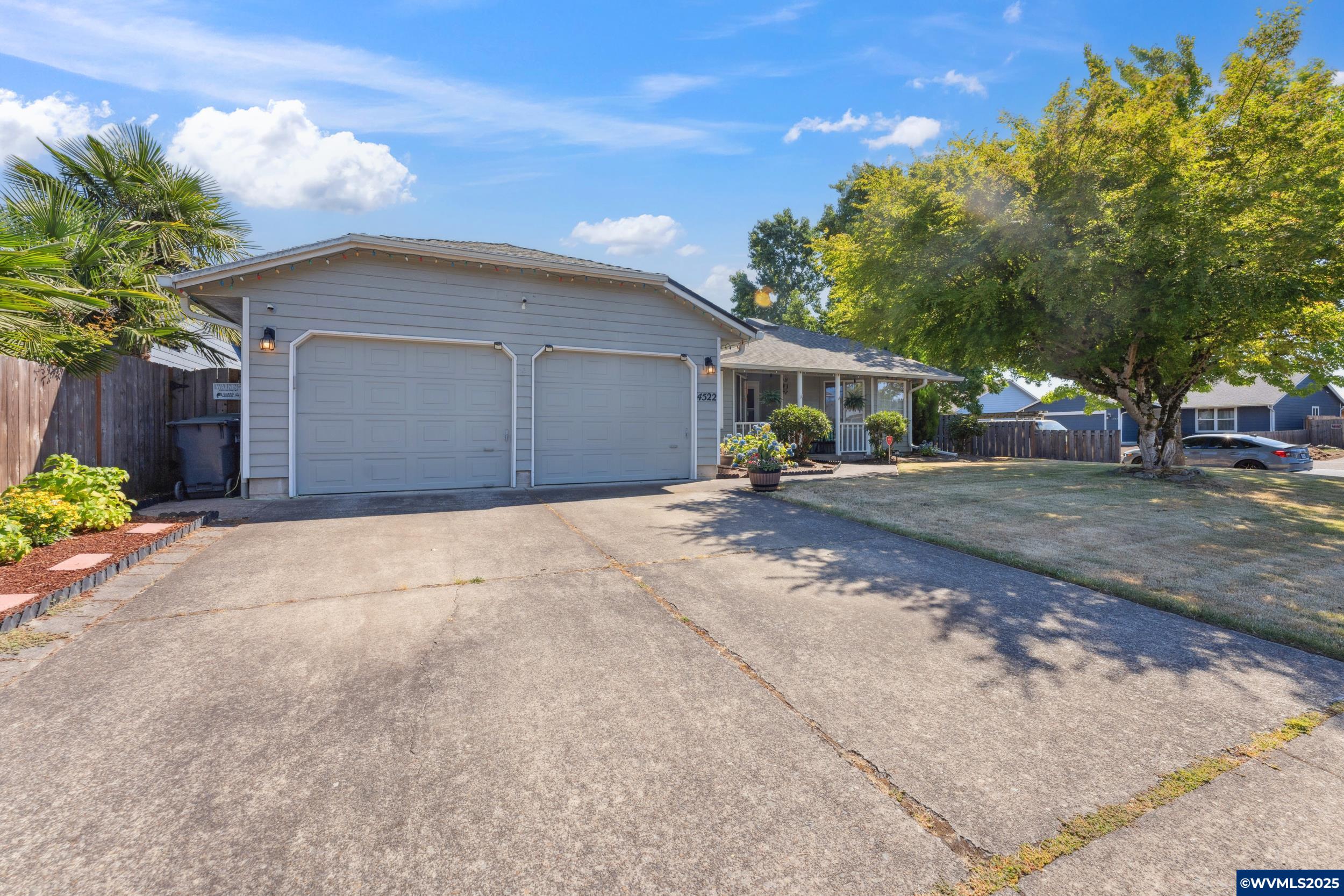 4522 McKenzie Ct NE