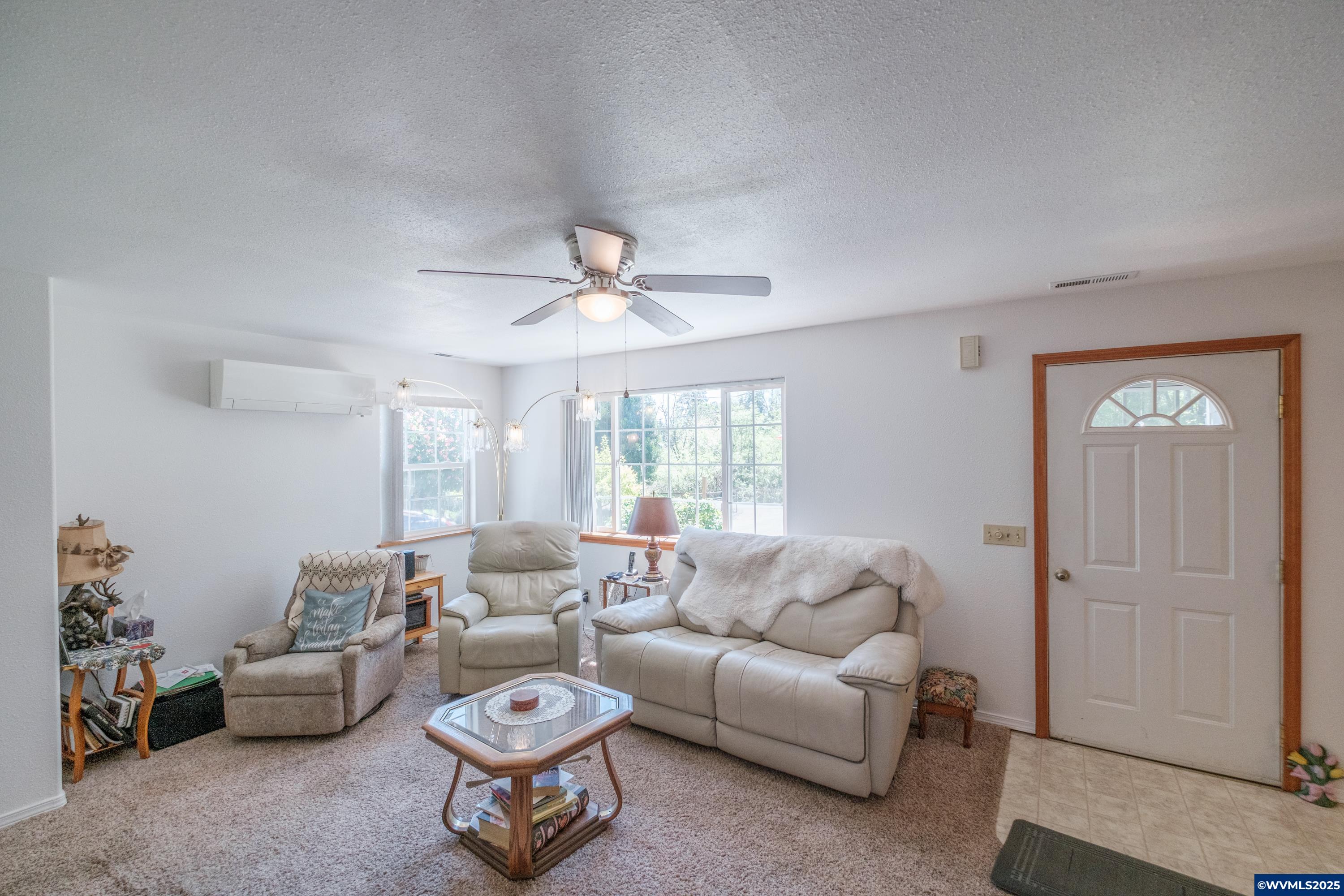1043 Northside Dr