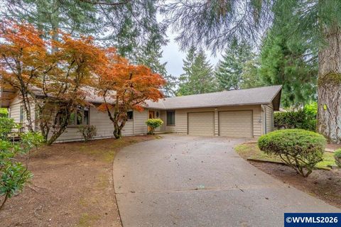 1636 Pilgrim St SE Salem OR 97302