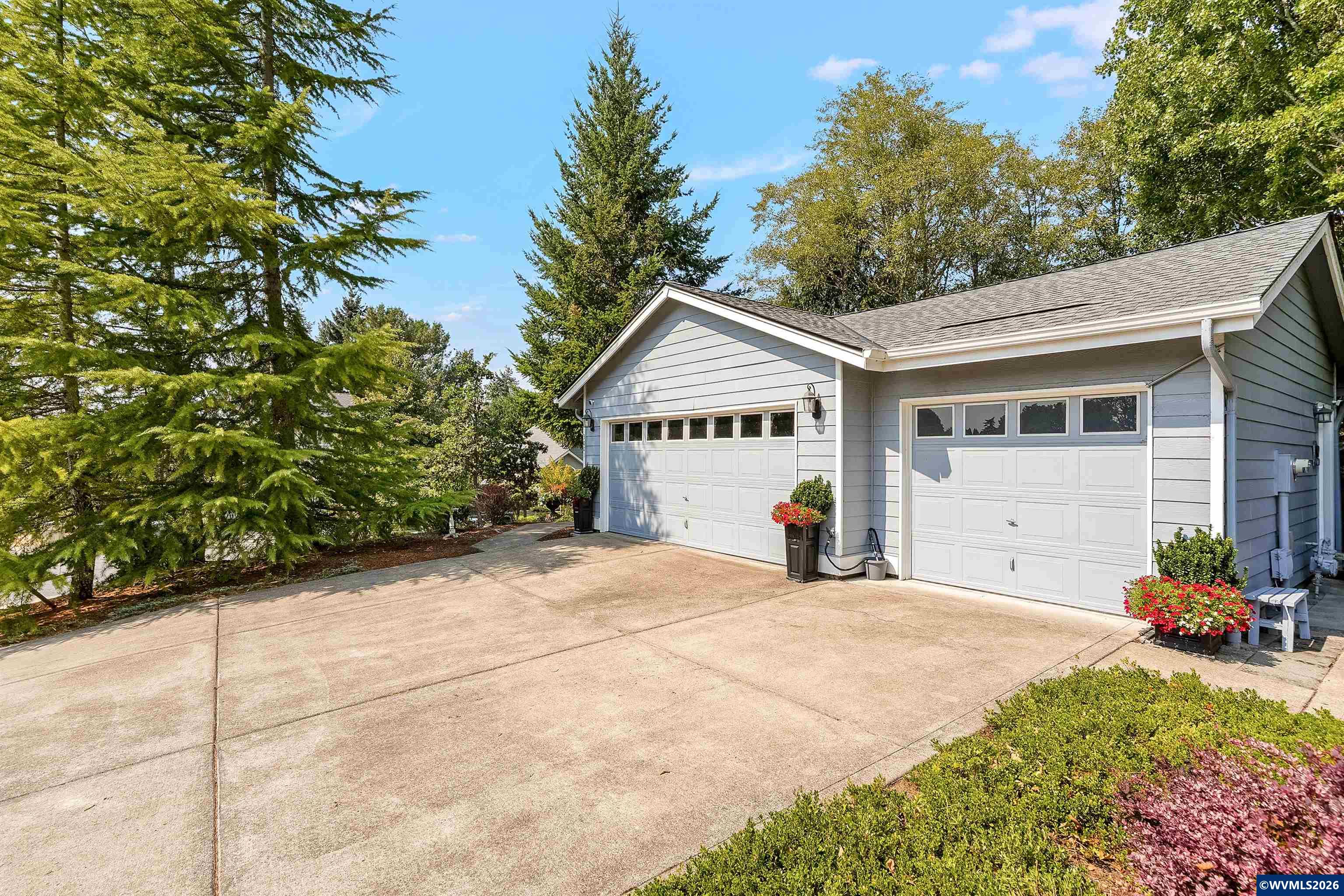 3001 Maplewood Ct