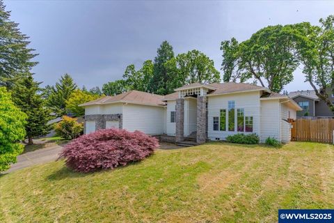 1689 Cinnamon Hill Dr SE Salem OR 97306