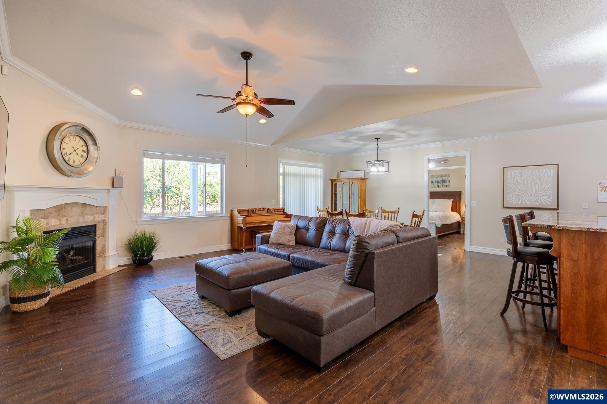 1804 Settlers Spring Dr NW