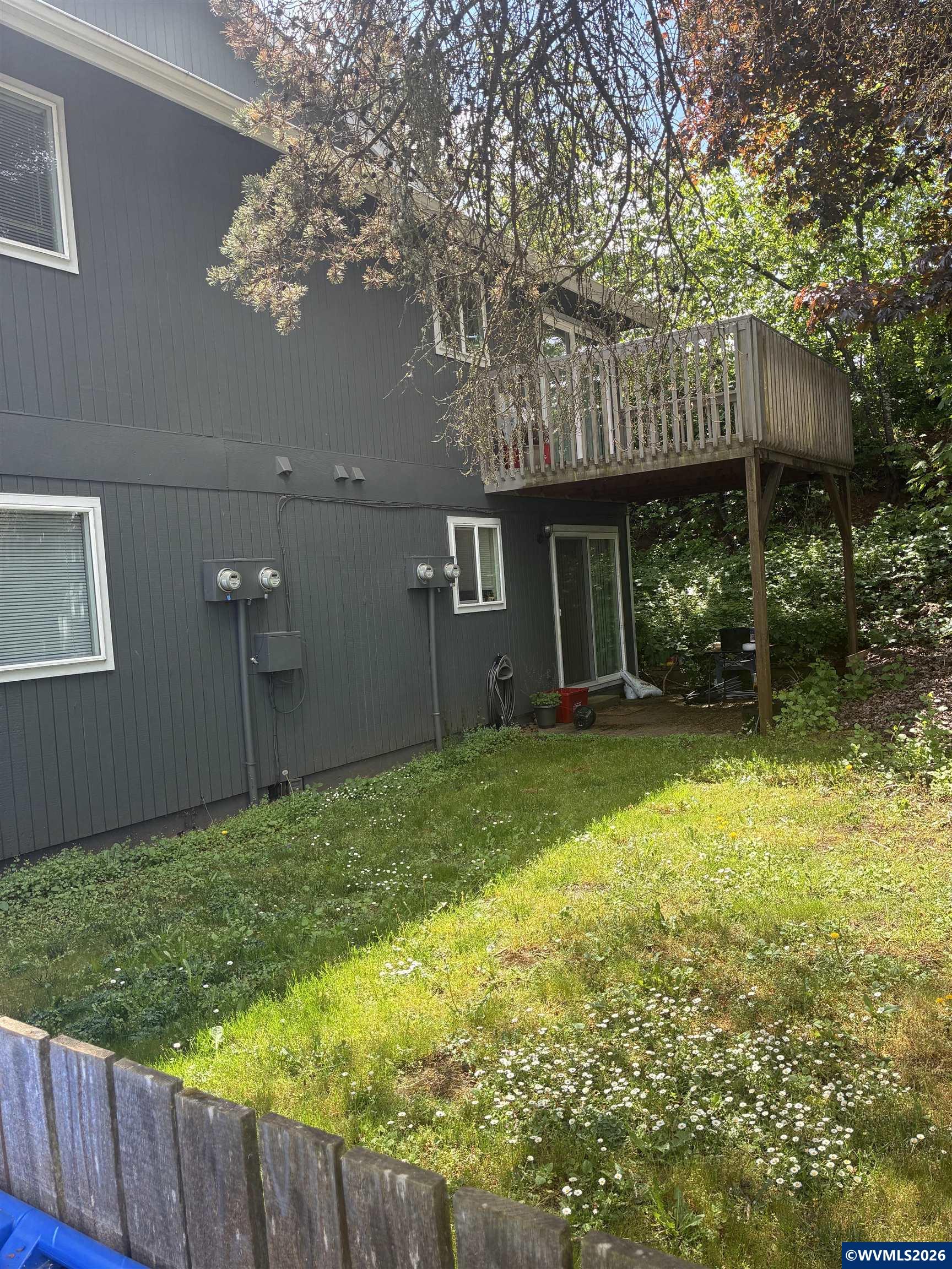 2194-2200 Navaho Ct SE