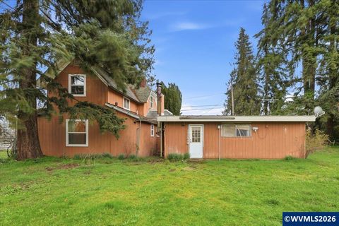 130 C St Scotts Mills OR 97375